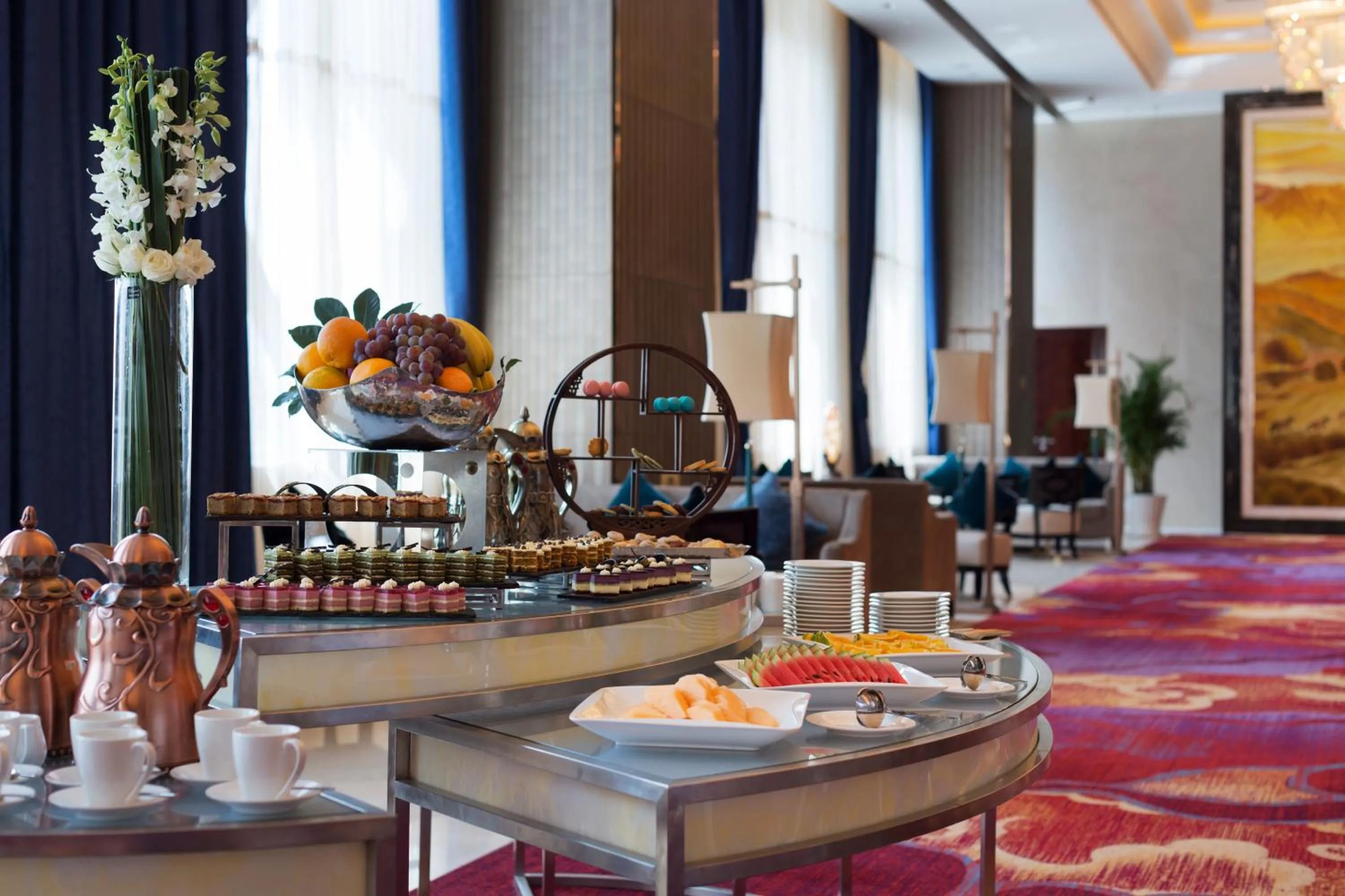 Lounge or bar in Wanda Realm Chifeng Hotel