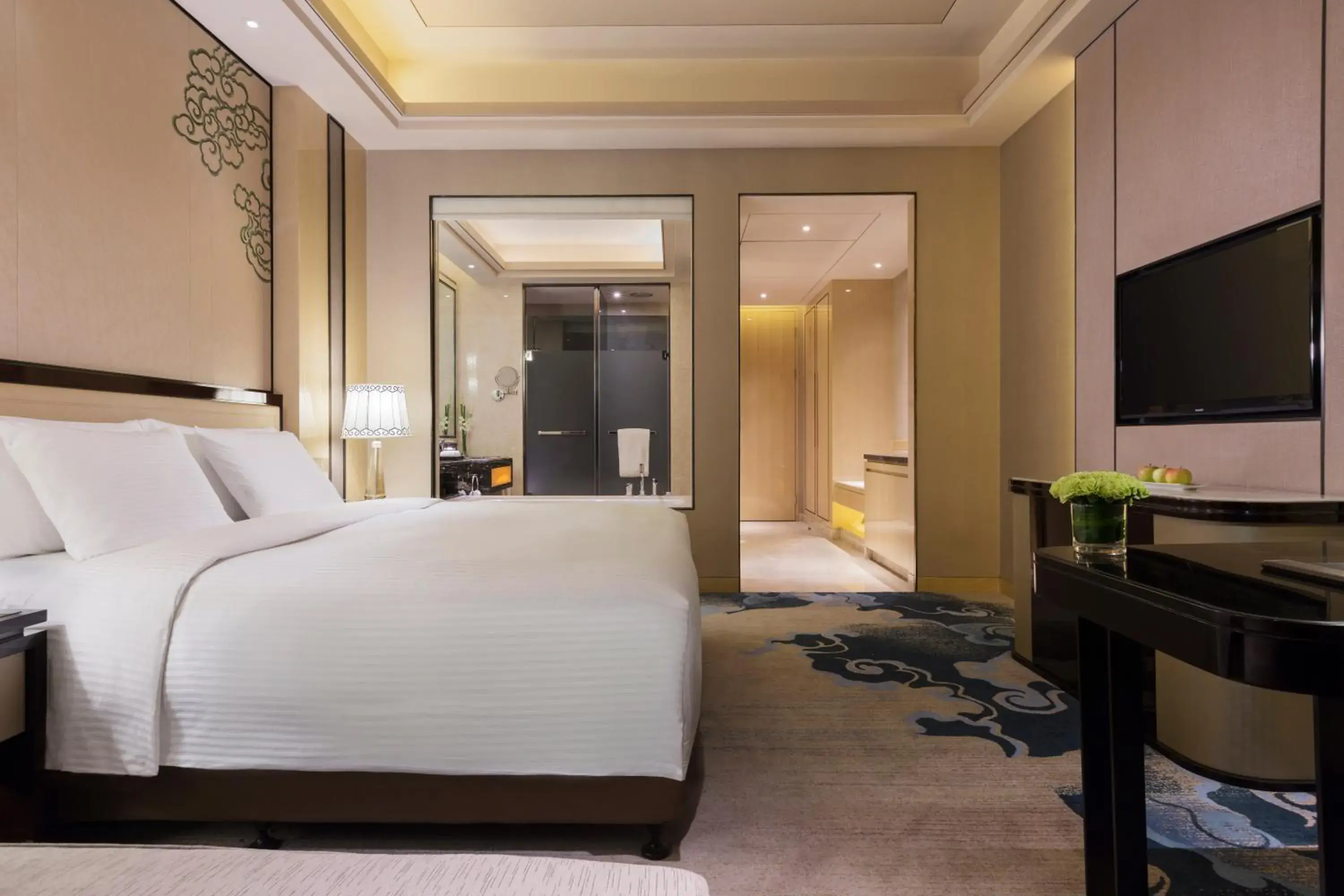 Photo of the whole room, Bed in Wanda Realm Chifeng Hotel Photo of the whole room, Bed in Wanda Realm Chifeng Hotel