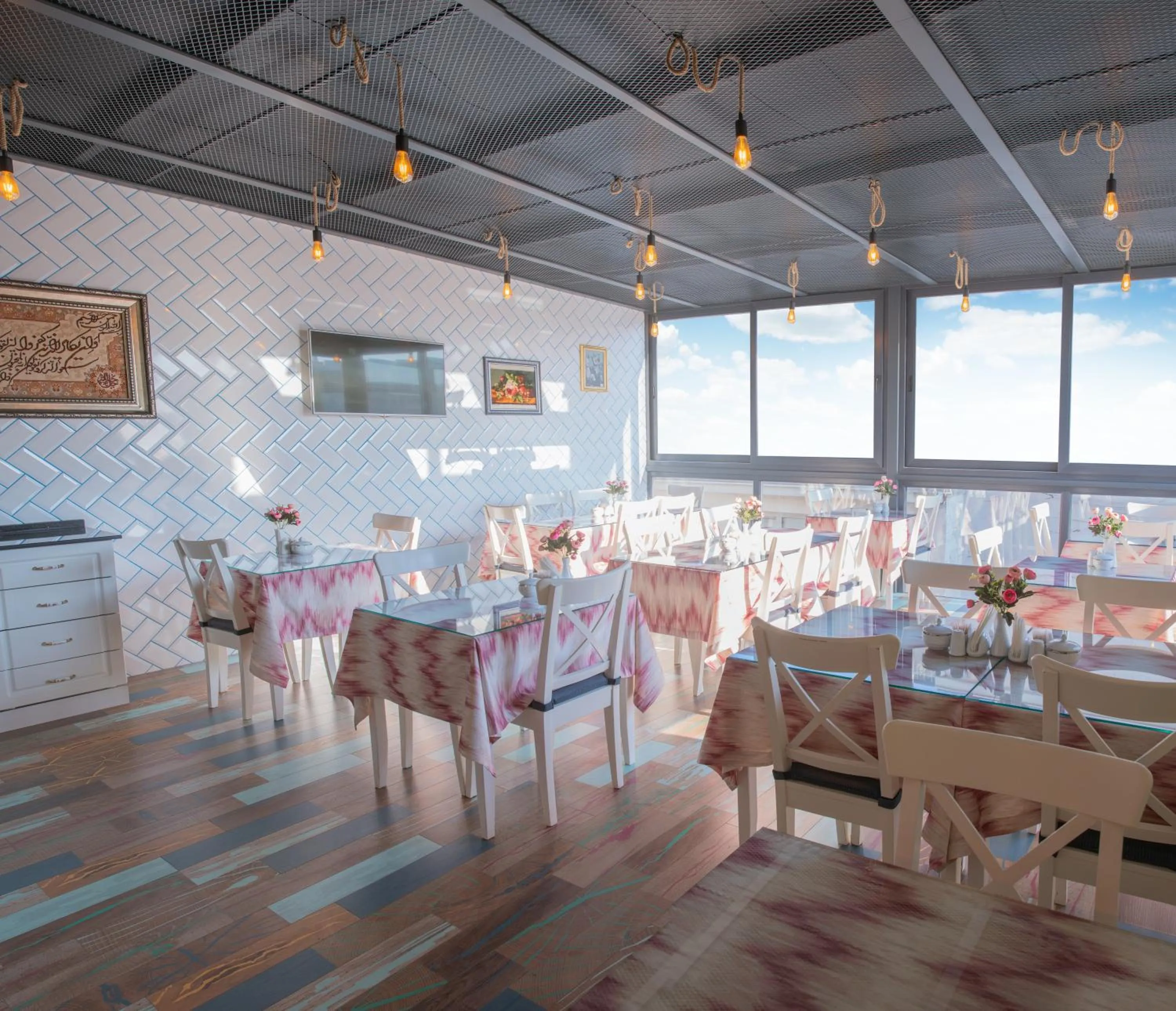 Balcony/Terrace in Miran Hotel