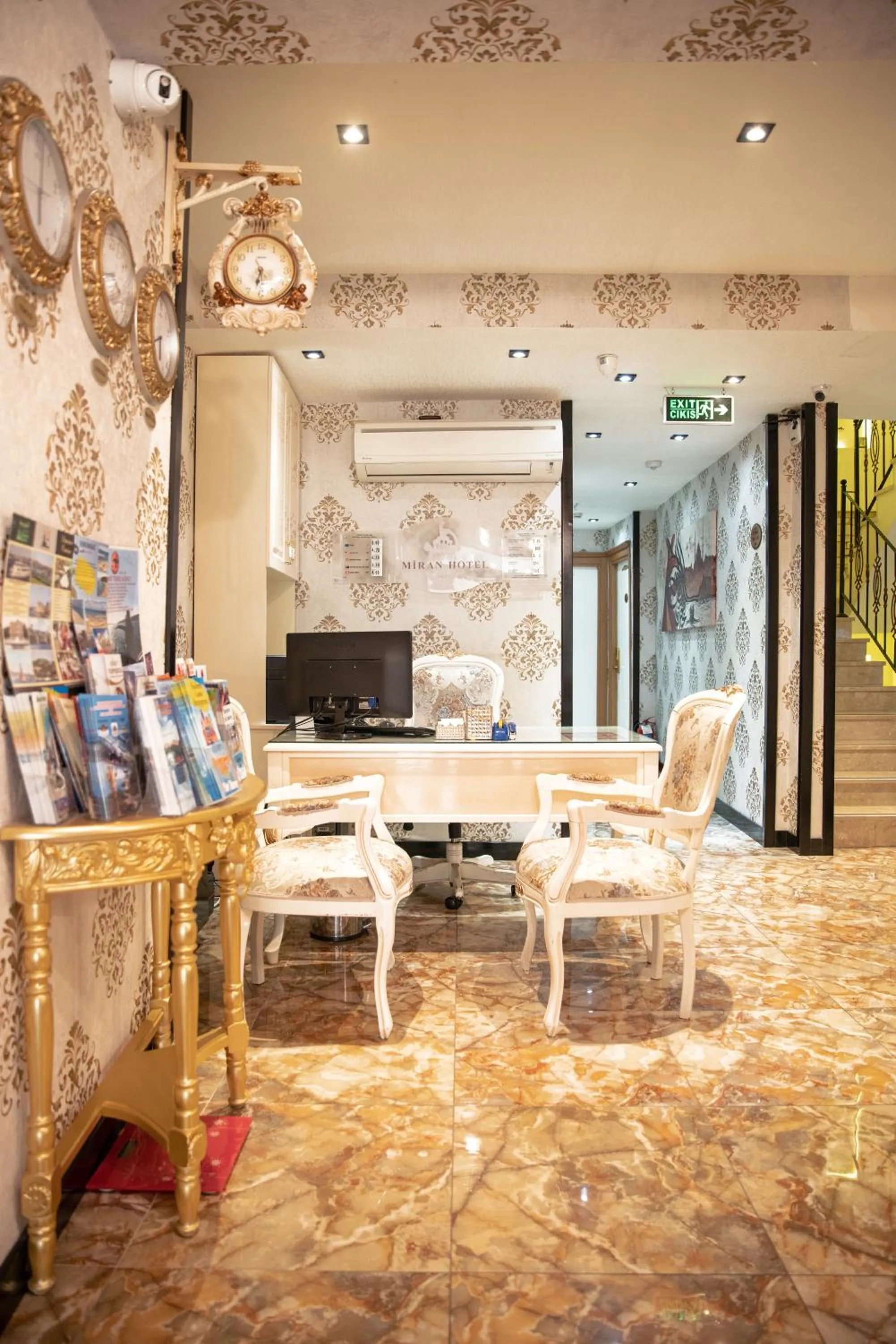 Lobby or reception in Miran Hotel