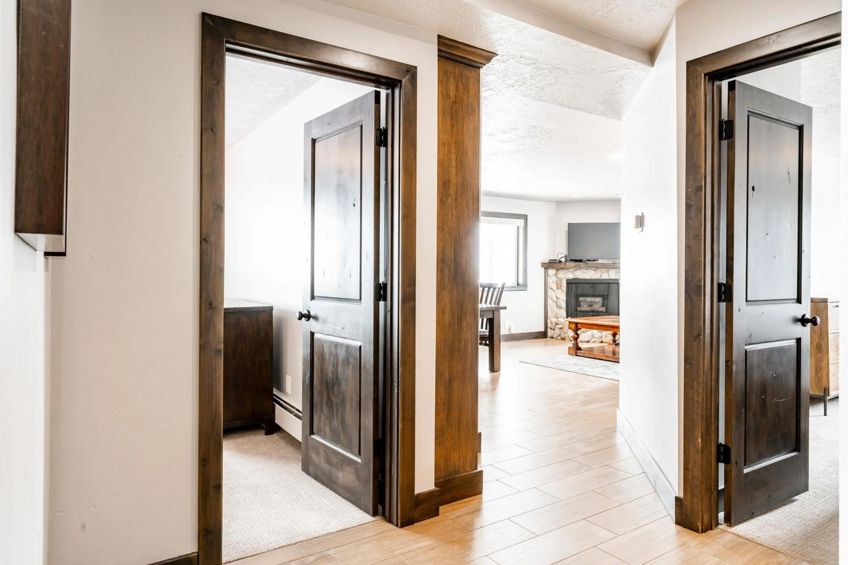 Facade/entrance, Bed in The Loft at Mountain Village by All Seasons Resort Lodging