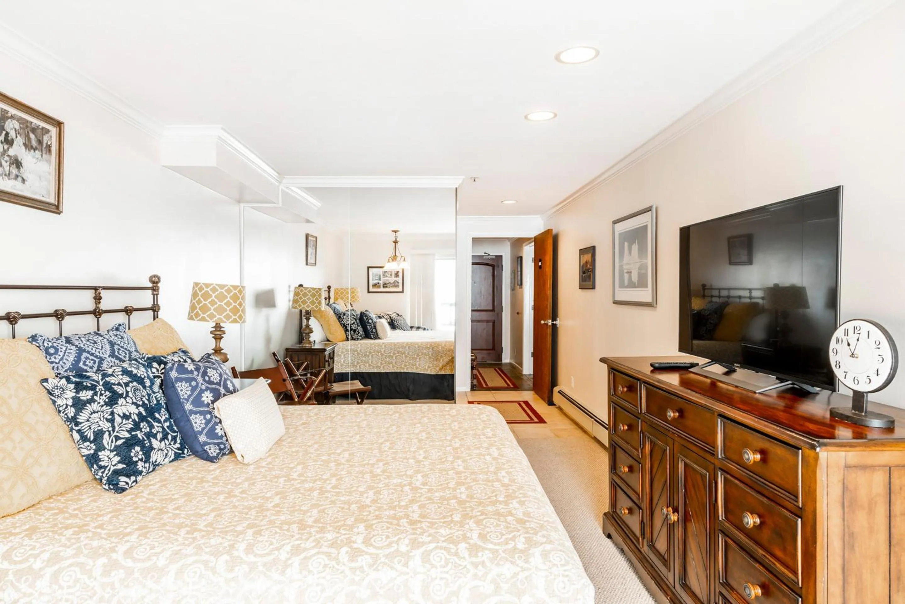 Bedroom, Bed in The Loft at Mountain Village by All Seasons Resort Lodging