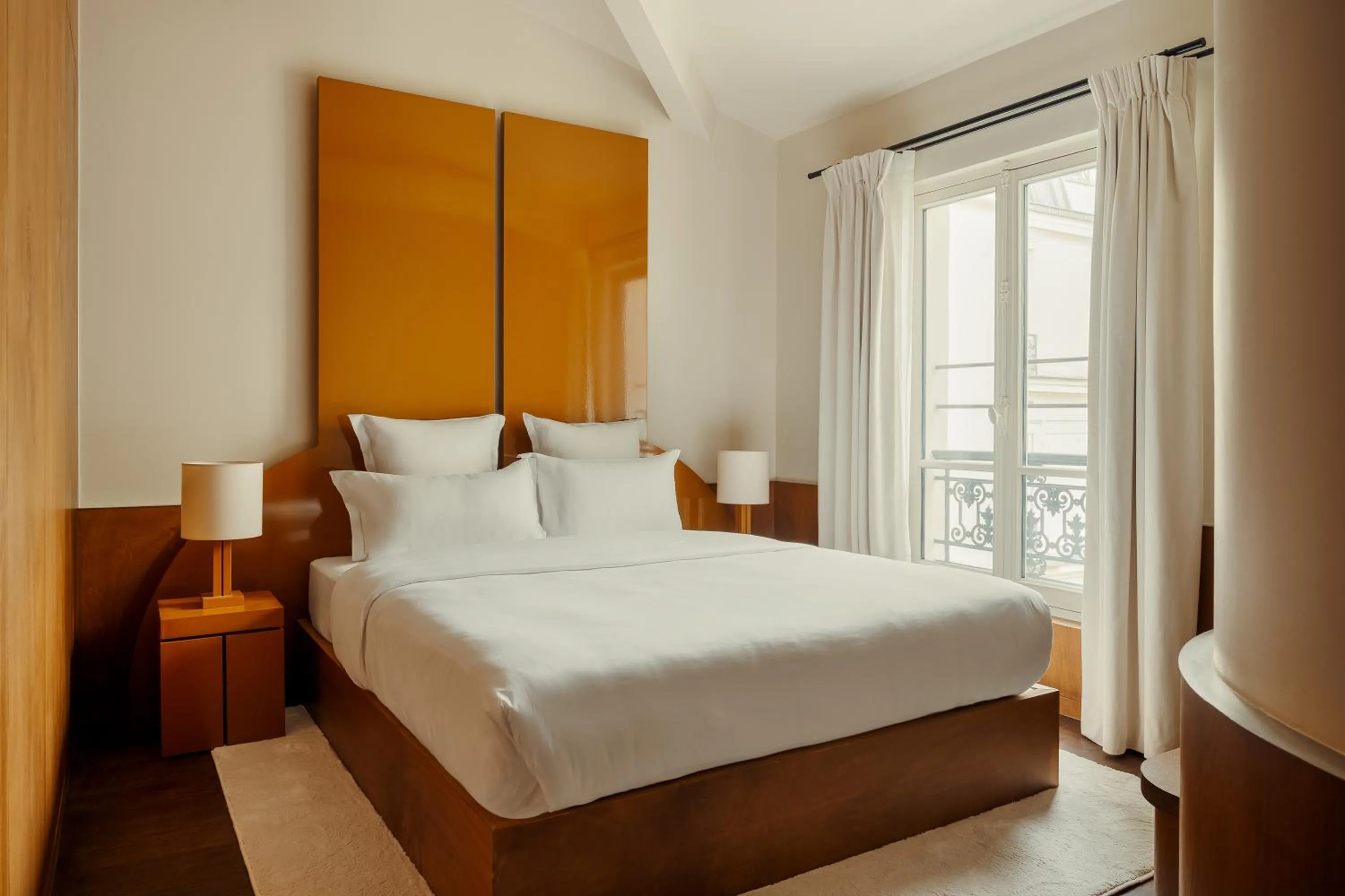 Bed in Edgar Suites - Bouchardon