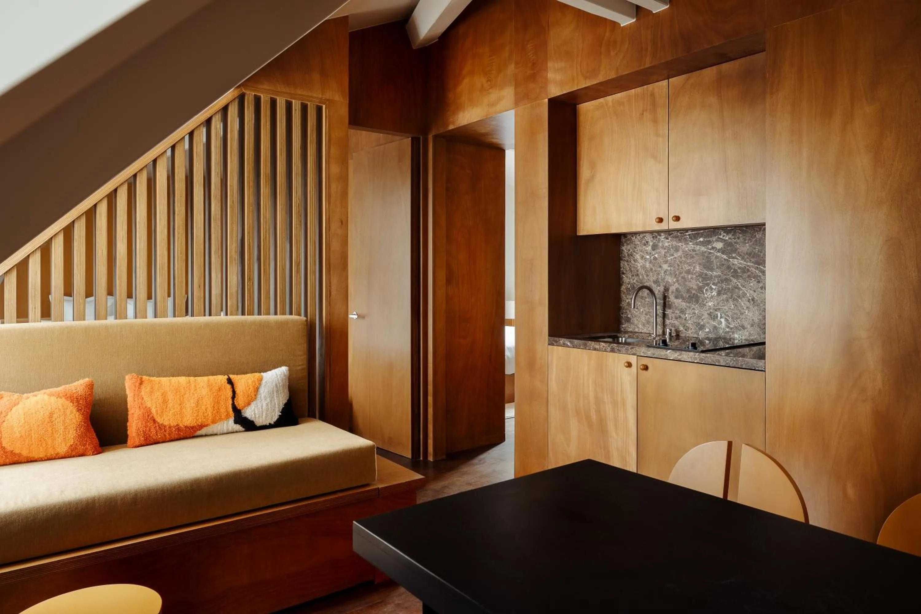 Seating area, Bed in Edgar Suites - Bouchardon