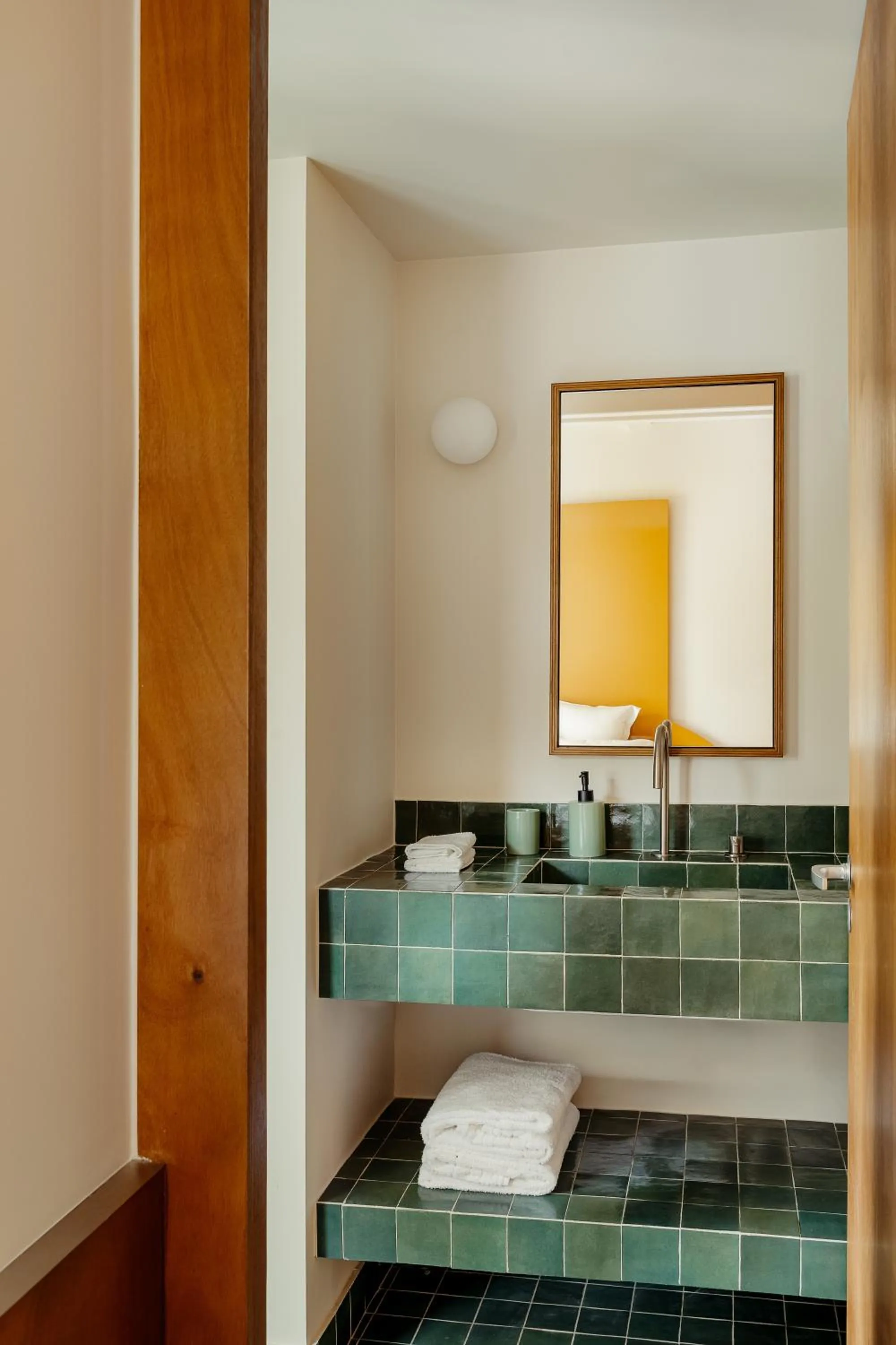 Bathroom in Edgar Suites - Bouchardon