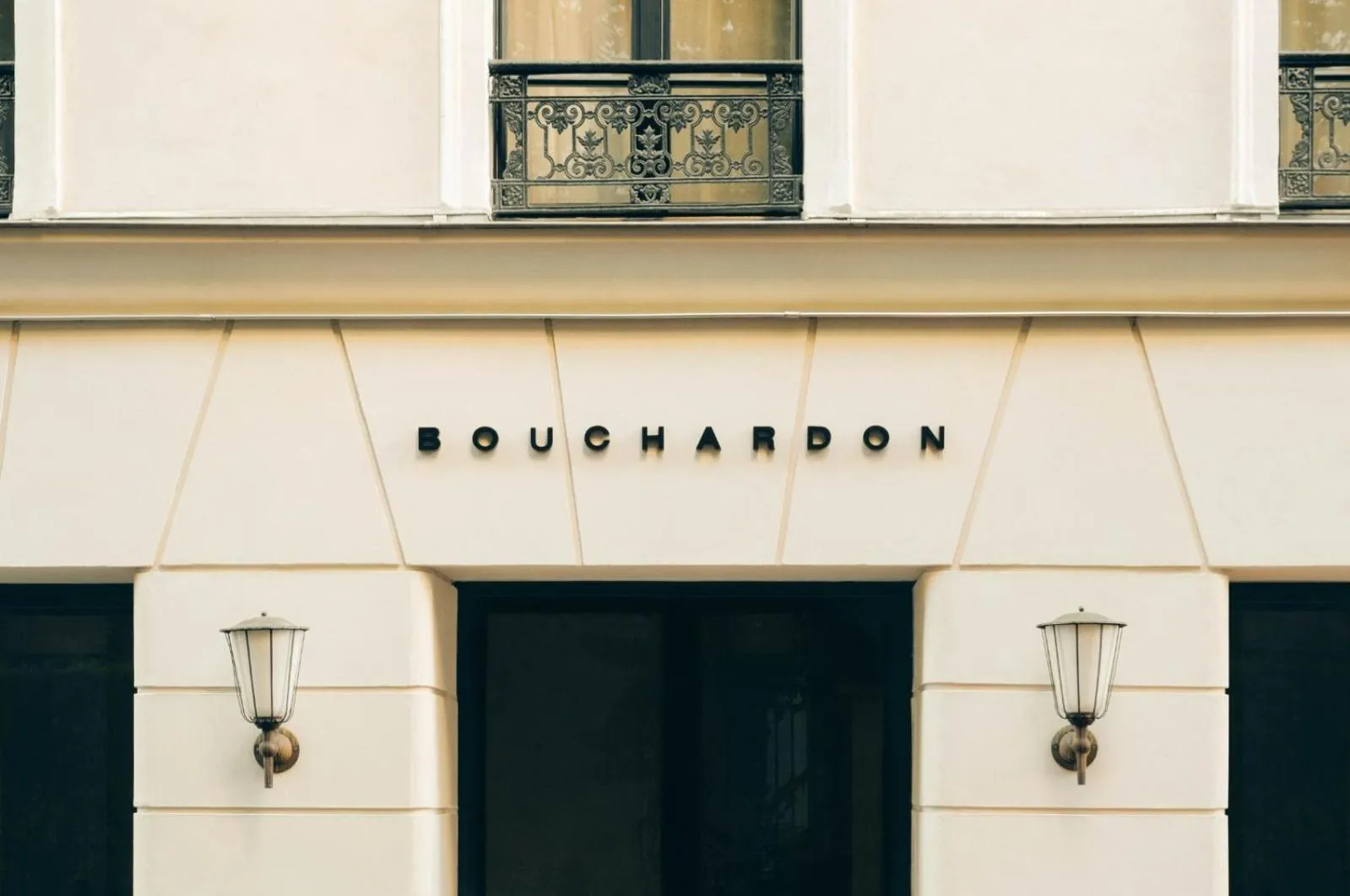 Property building in Edgar Suites - Bouchardon