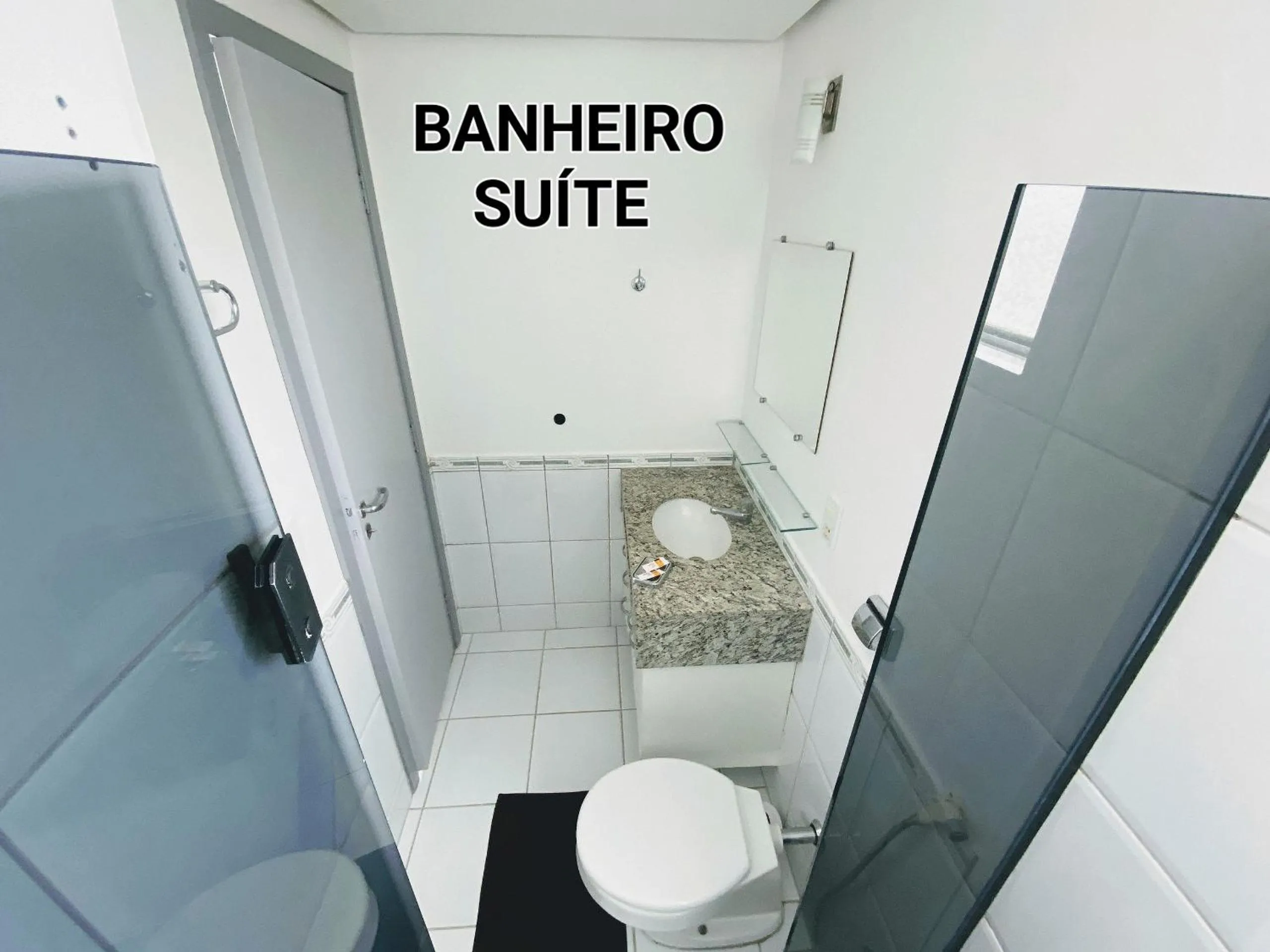 Toilet in Rio Quente GO Apto 7 Pessoas 2 Qtos