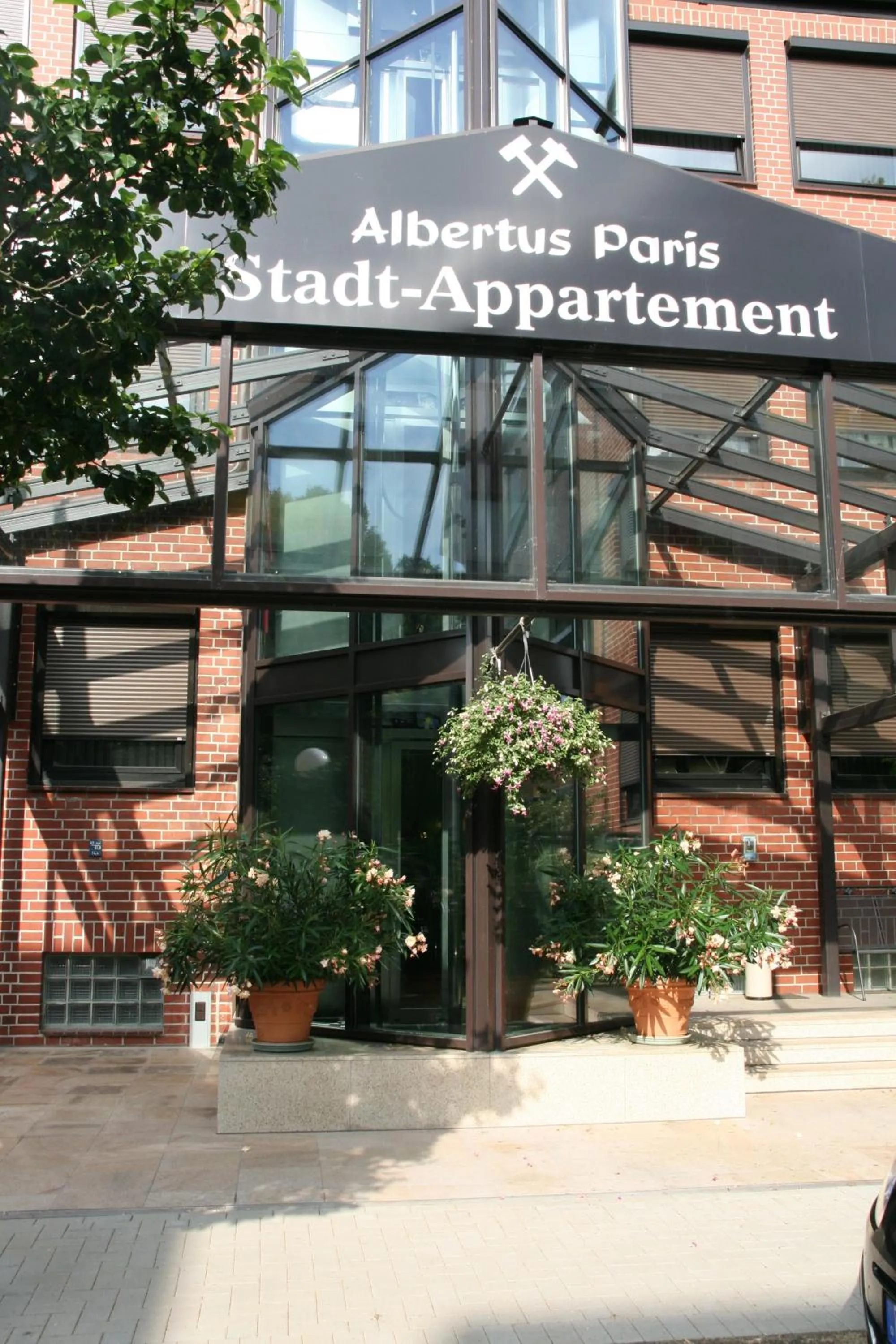 Facade/entrance in Aparthotel im Brauhausviertel