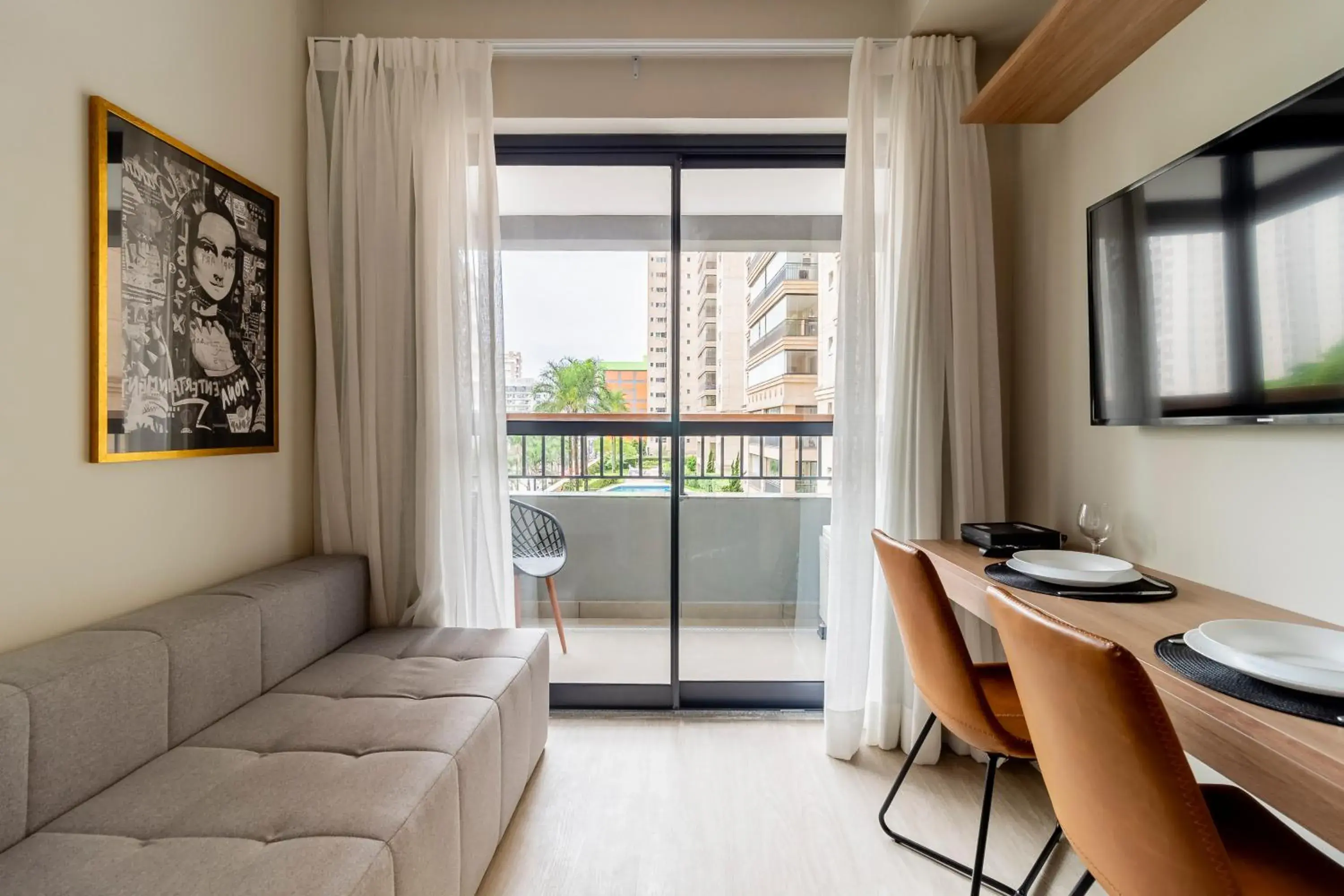 One-Bedroom Apartment in Charlie Uwin Brooklin One-Bedroom Apartment in Charlie Uwin Brooklin