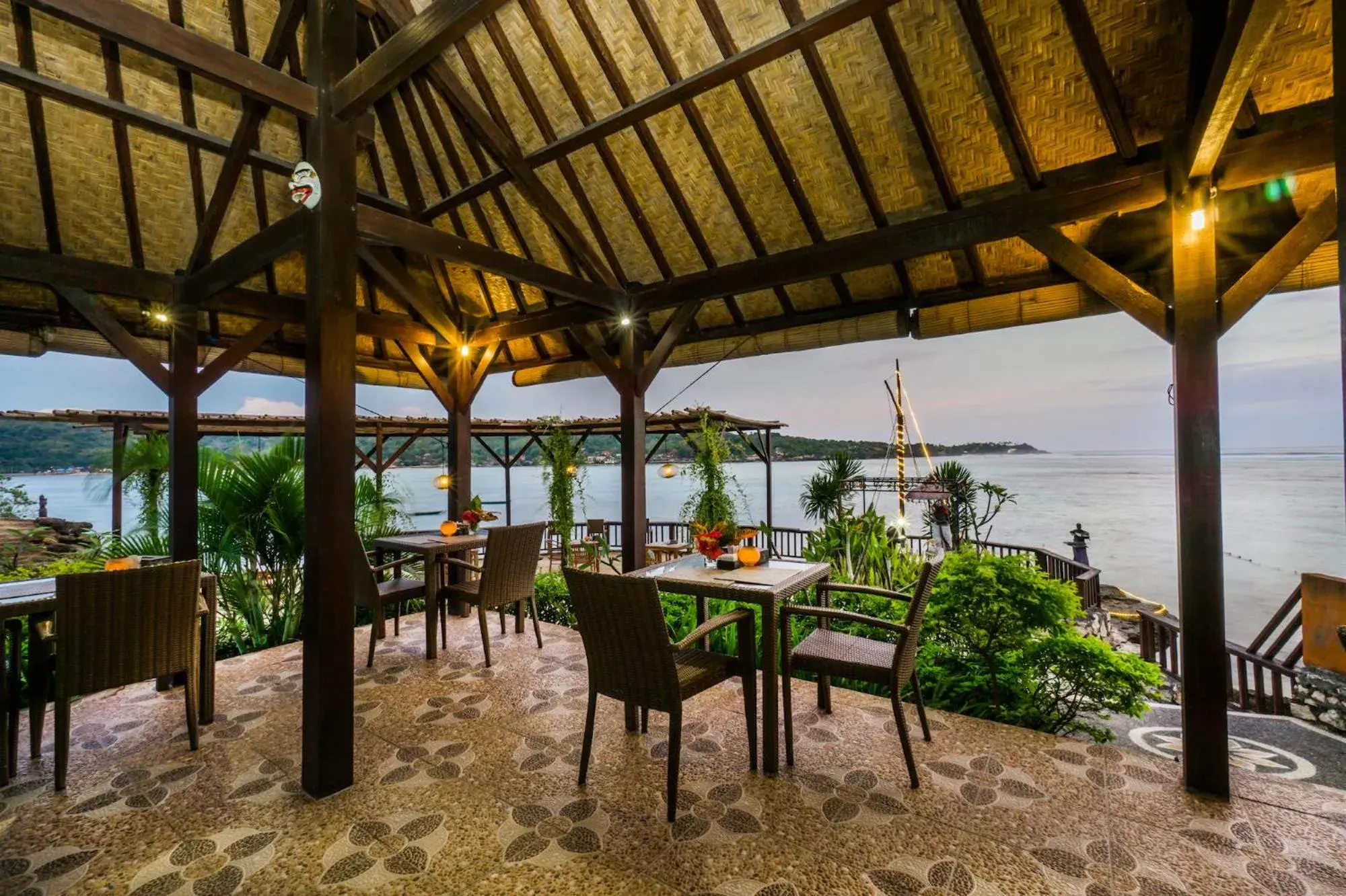 Restaurant/places to eat in Laguna Reef Huts Restaurant/places to eat in Laguna Reef Huts