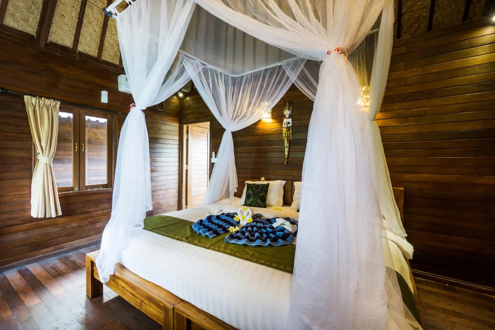 Bed in Laguna Reef Huts
