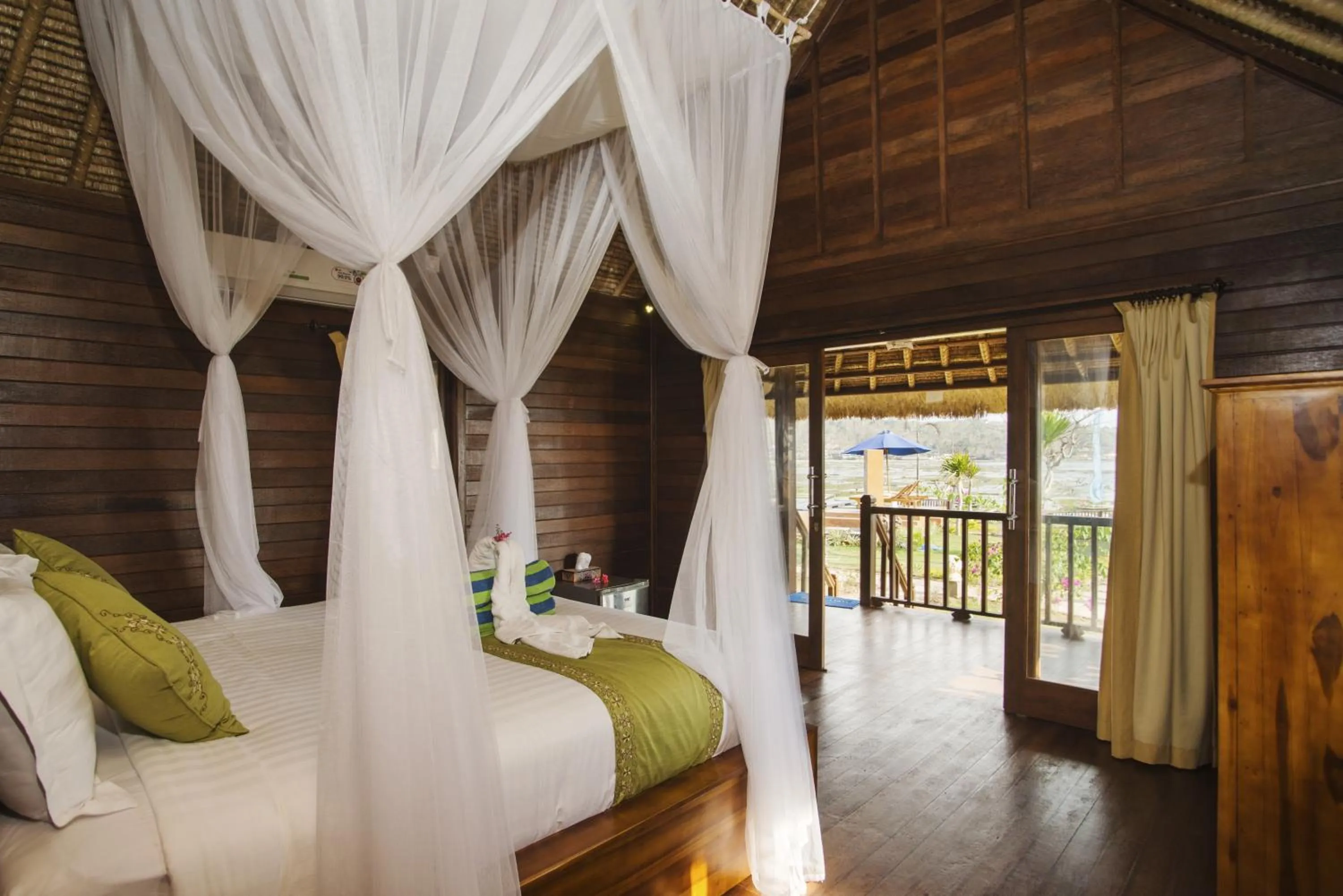 Bedroom, Bed in Laguna Reef Huts