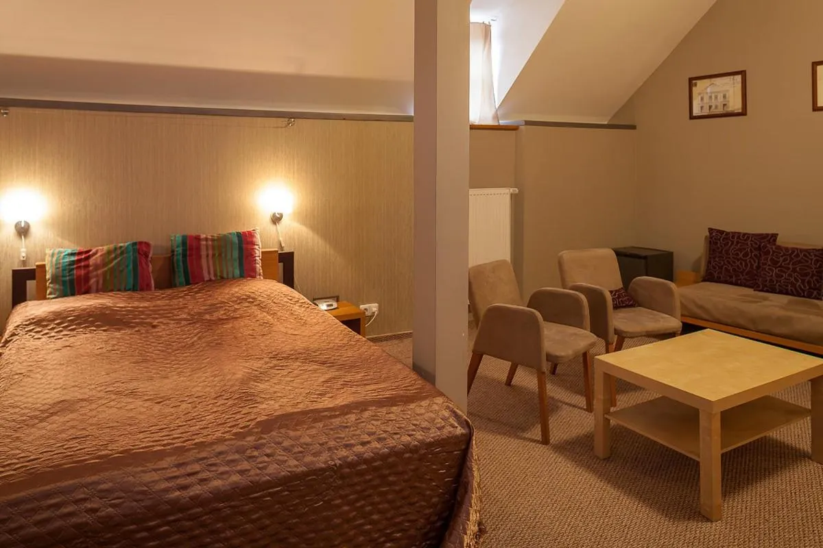 Bedroom, Bed in Hotel Merlot