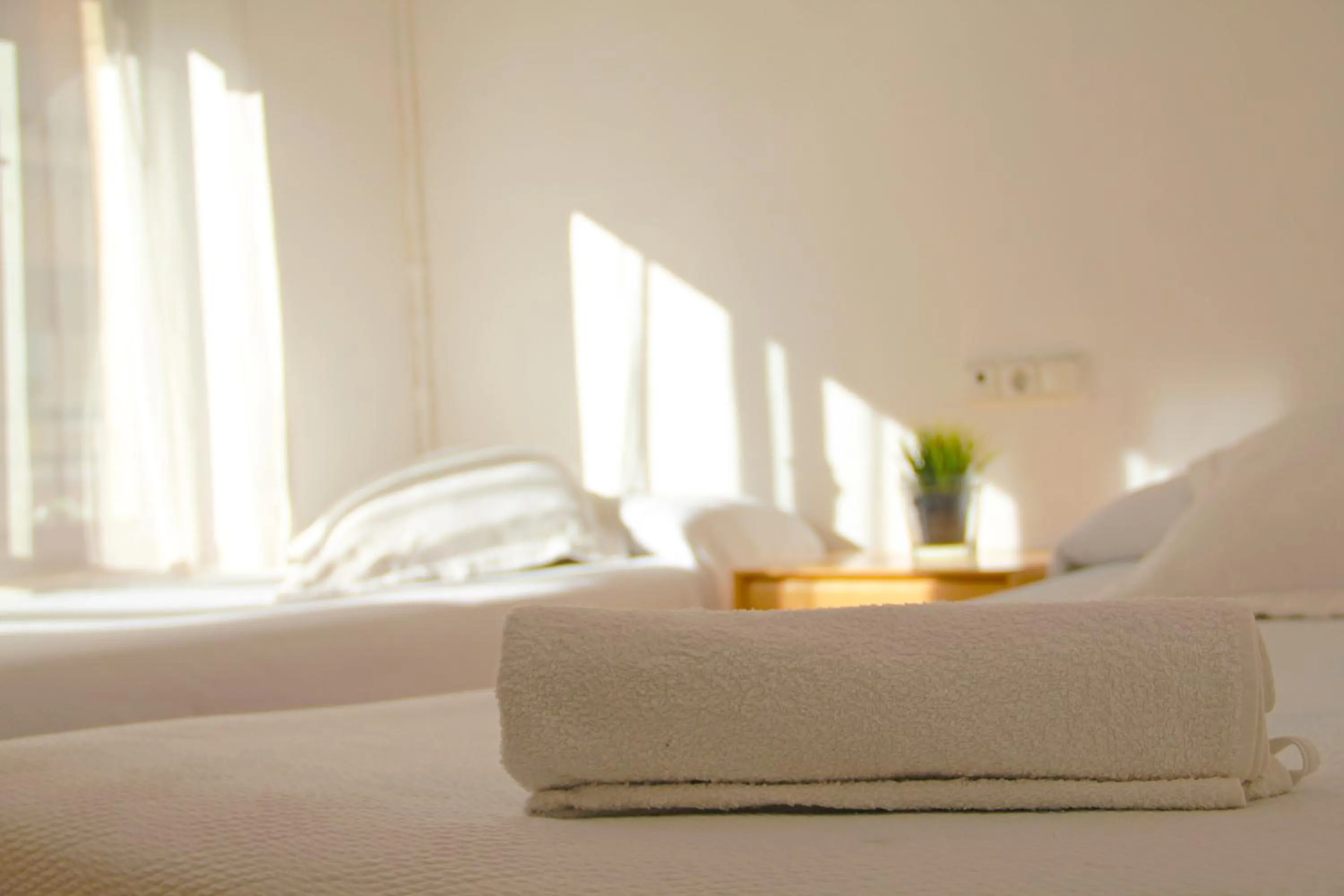 Decorative detail, Bed in Roomin Hostel