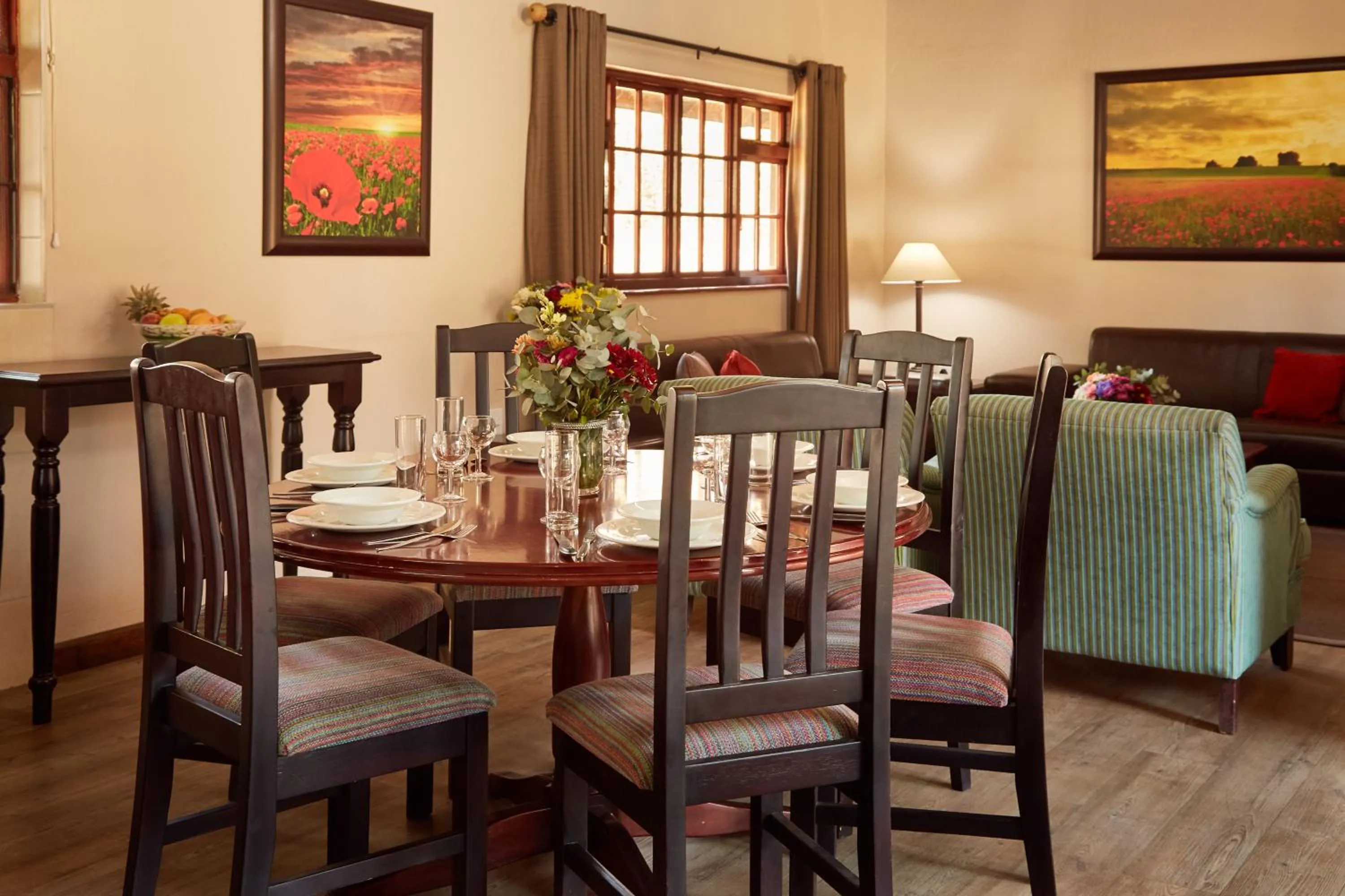 Decorative detail in First Group Magalies Park