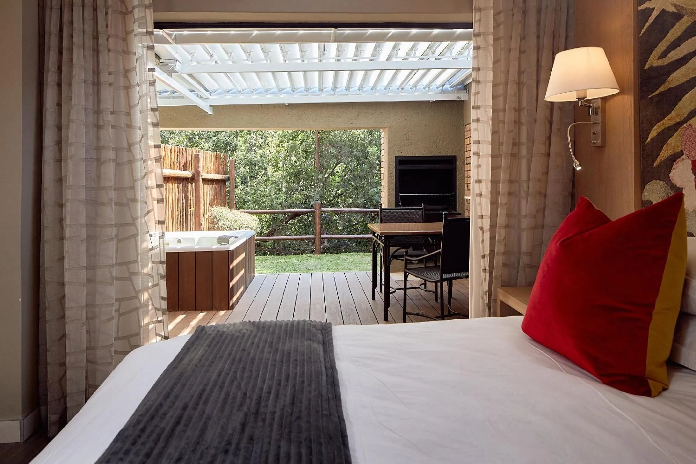 Bed in First Group Magalies Park