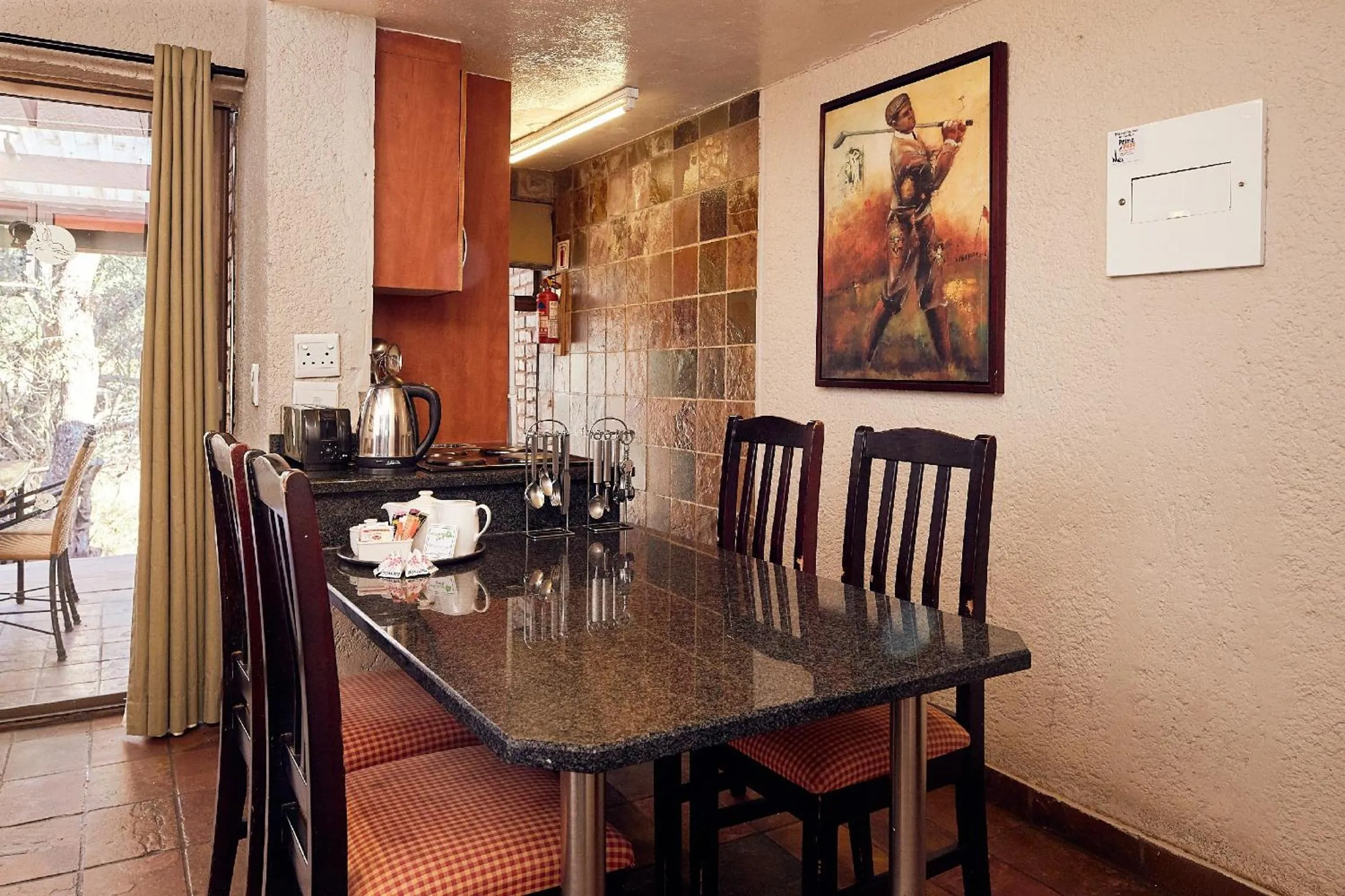 Coffee/tea facilities in First Group Magalies Park