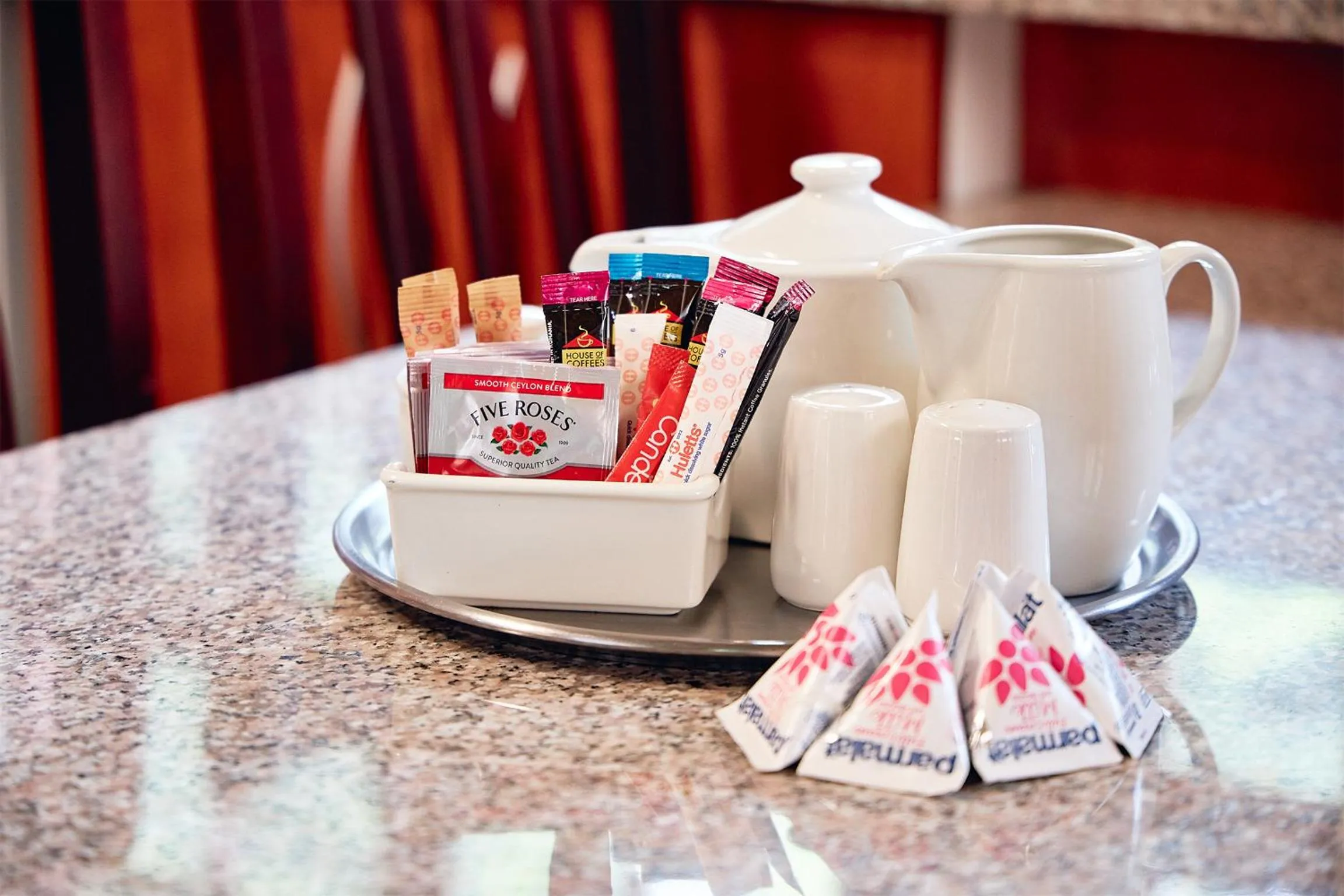 Coffee/tea facilities in First Group Magalies Park