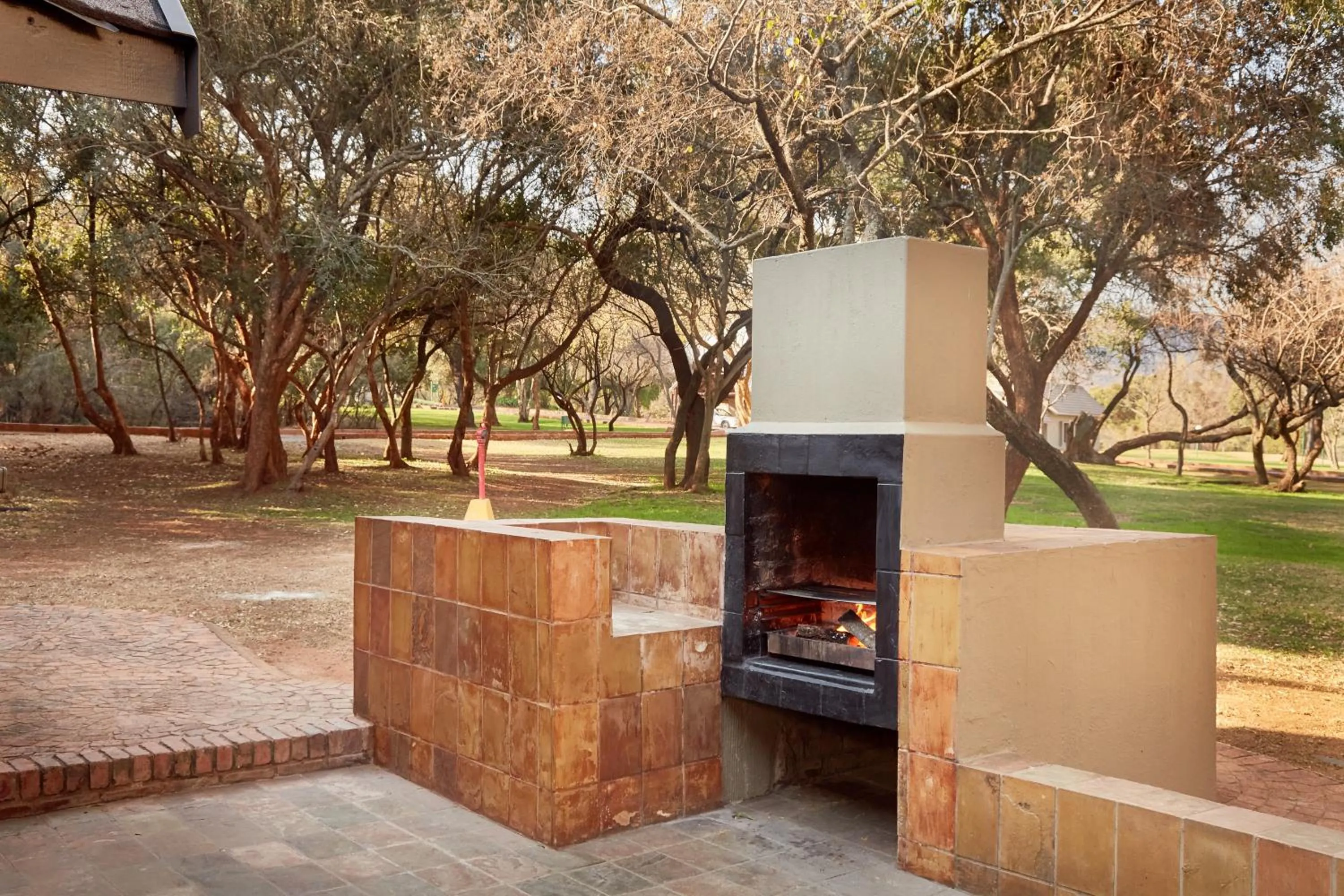 BBQ facilities in First Group Magalies Park