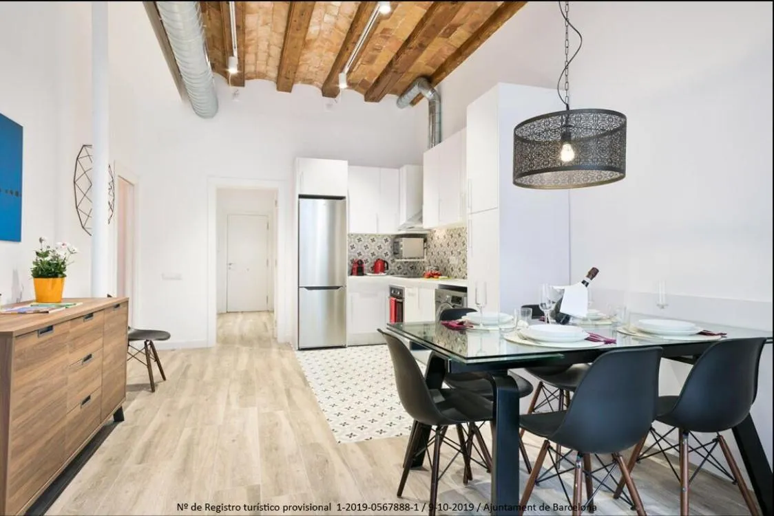 Dining area in Catalonia Square Terrace & 5 bathrooms 5BD-5BTH