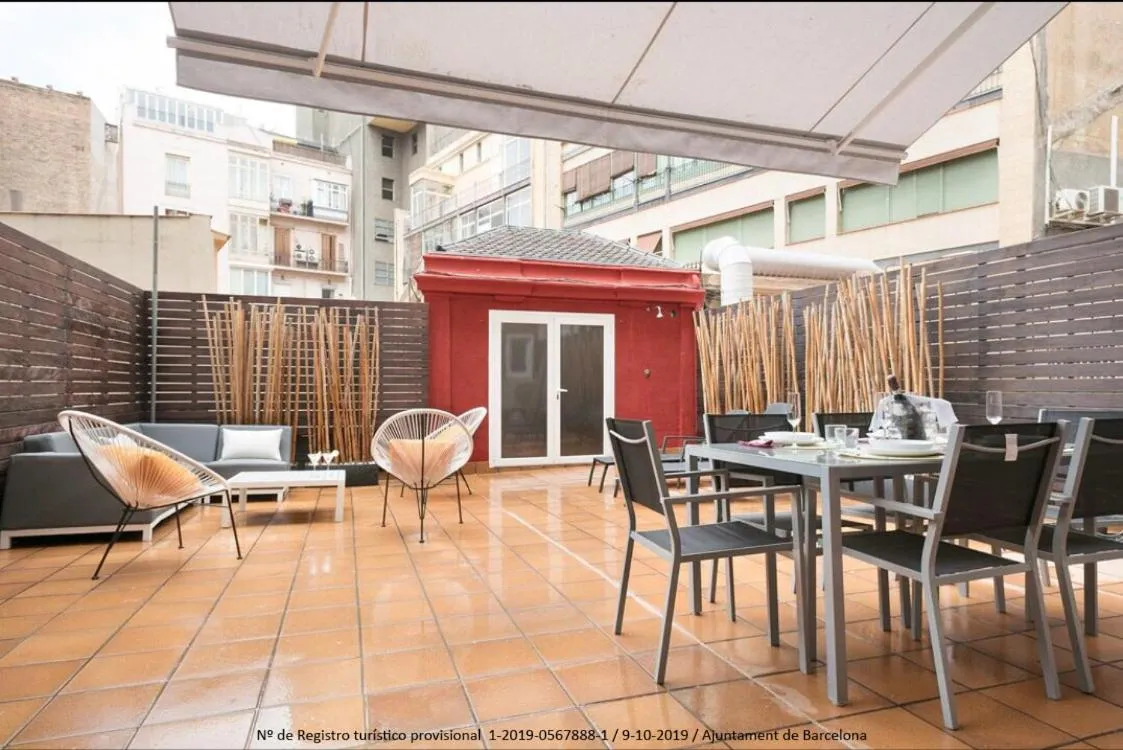 Patio in Catalonia Square Terrace & 5 bathrooms 5BD-5BTH