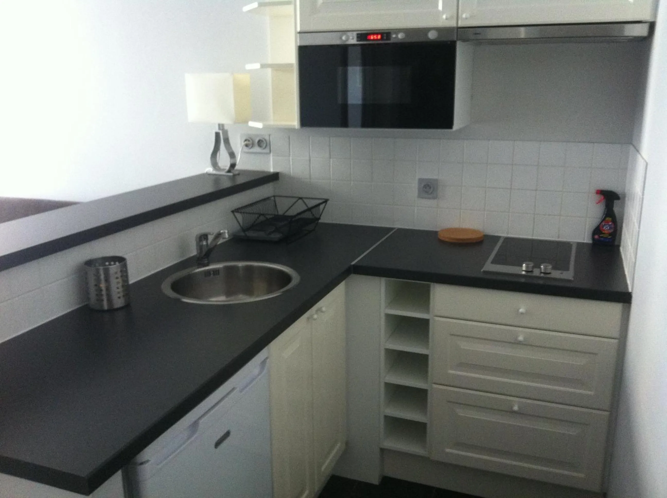 Kitchen or kitchenette in Vichy Résidencia