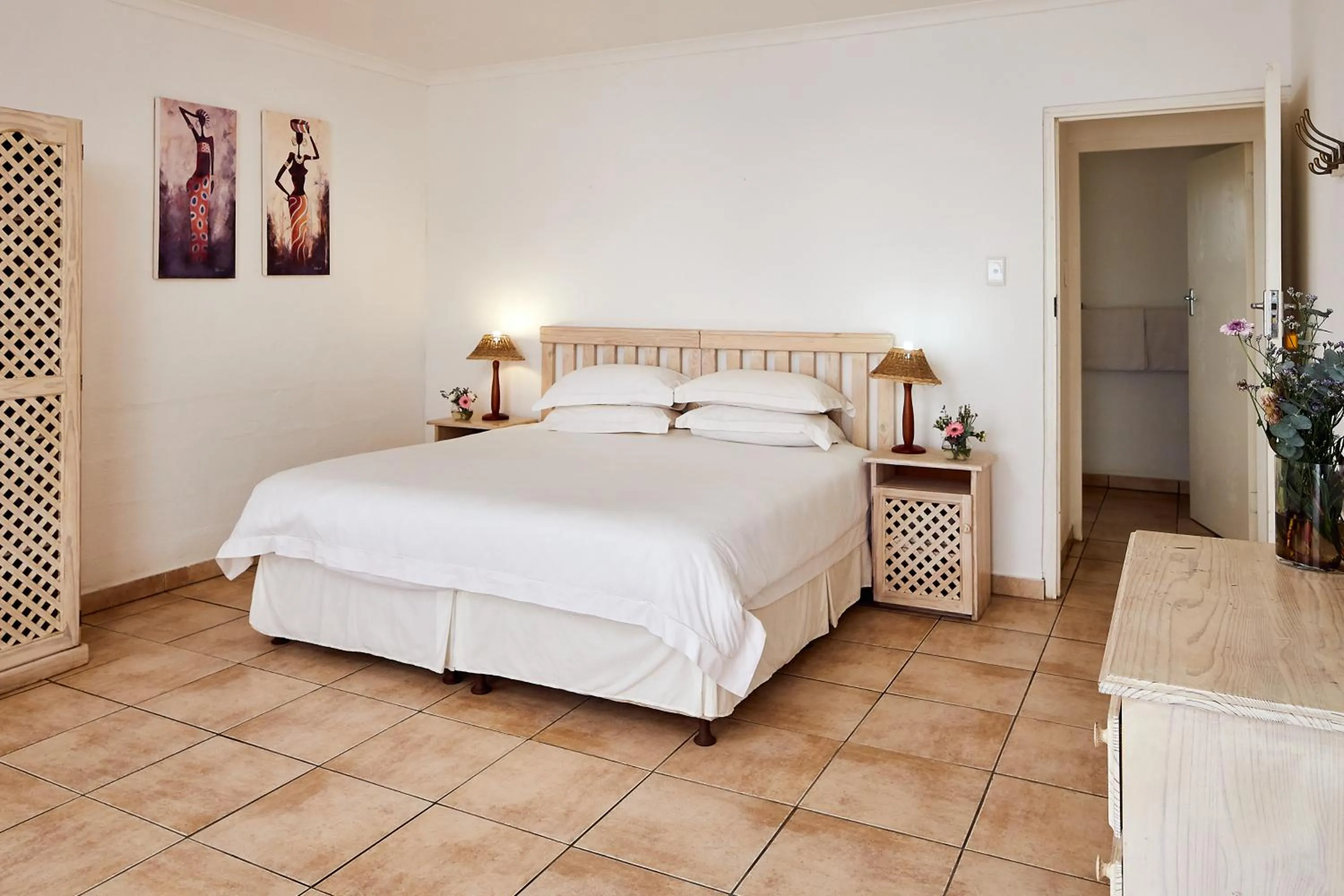 Bed in First Group Hole in the Wall