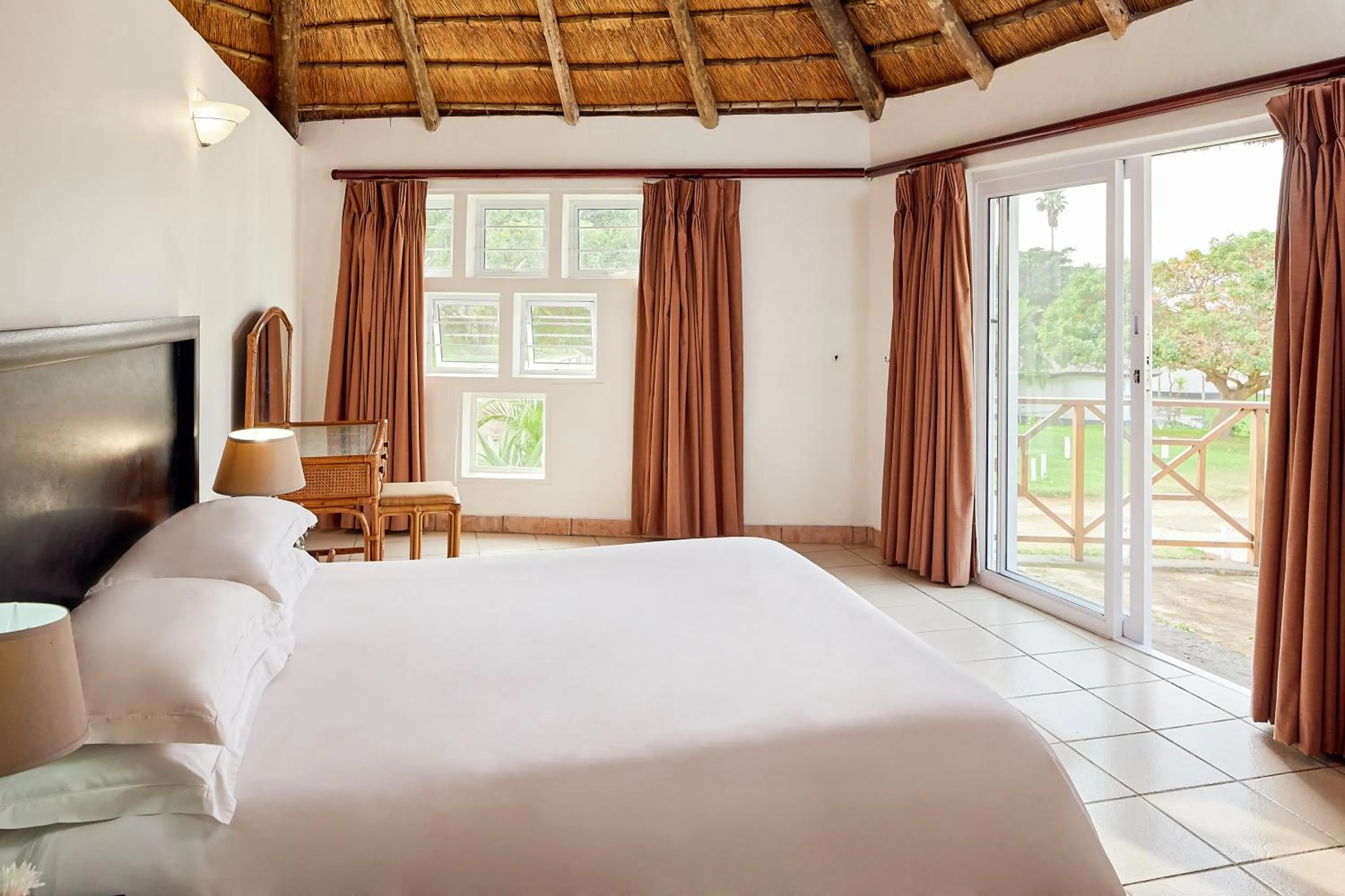 Bed in First Group Hole in the Wall