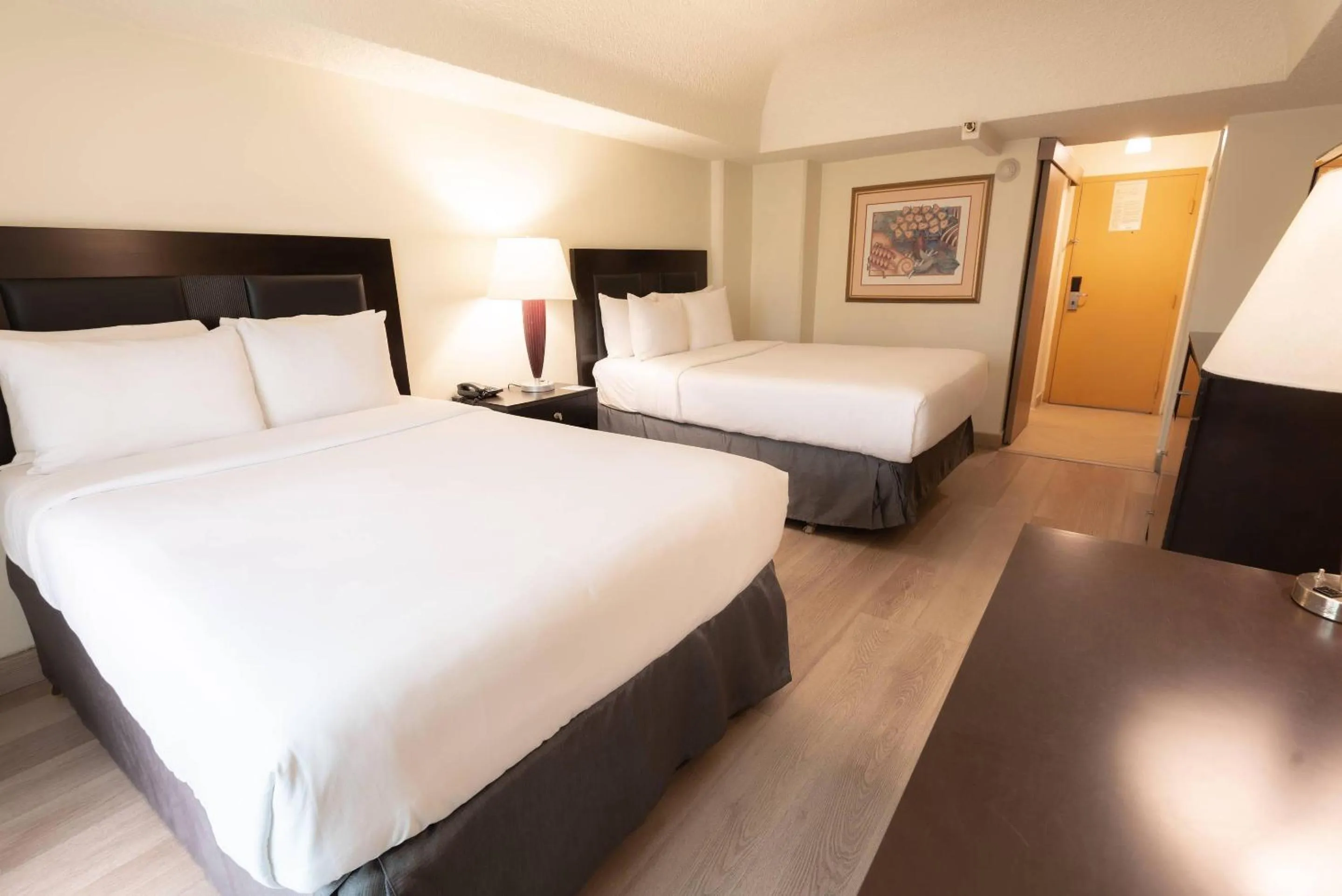 Bedroom, Bed in Radisson Hotel Trinidad