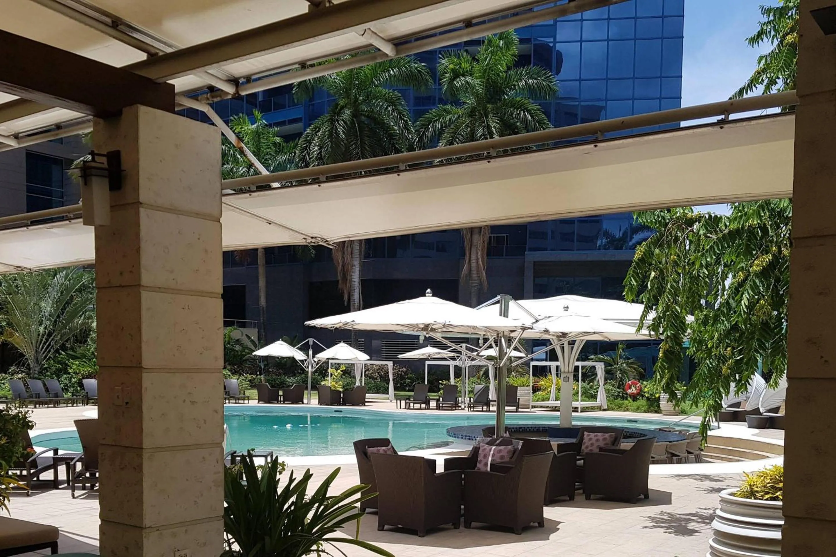 Swimming pool in Radisson Hotel Trinidad