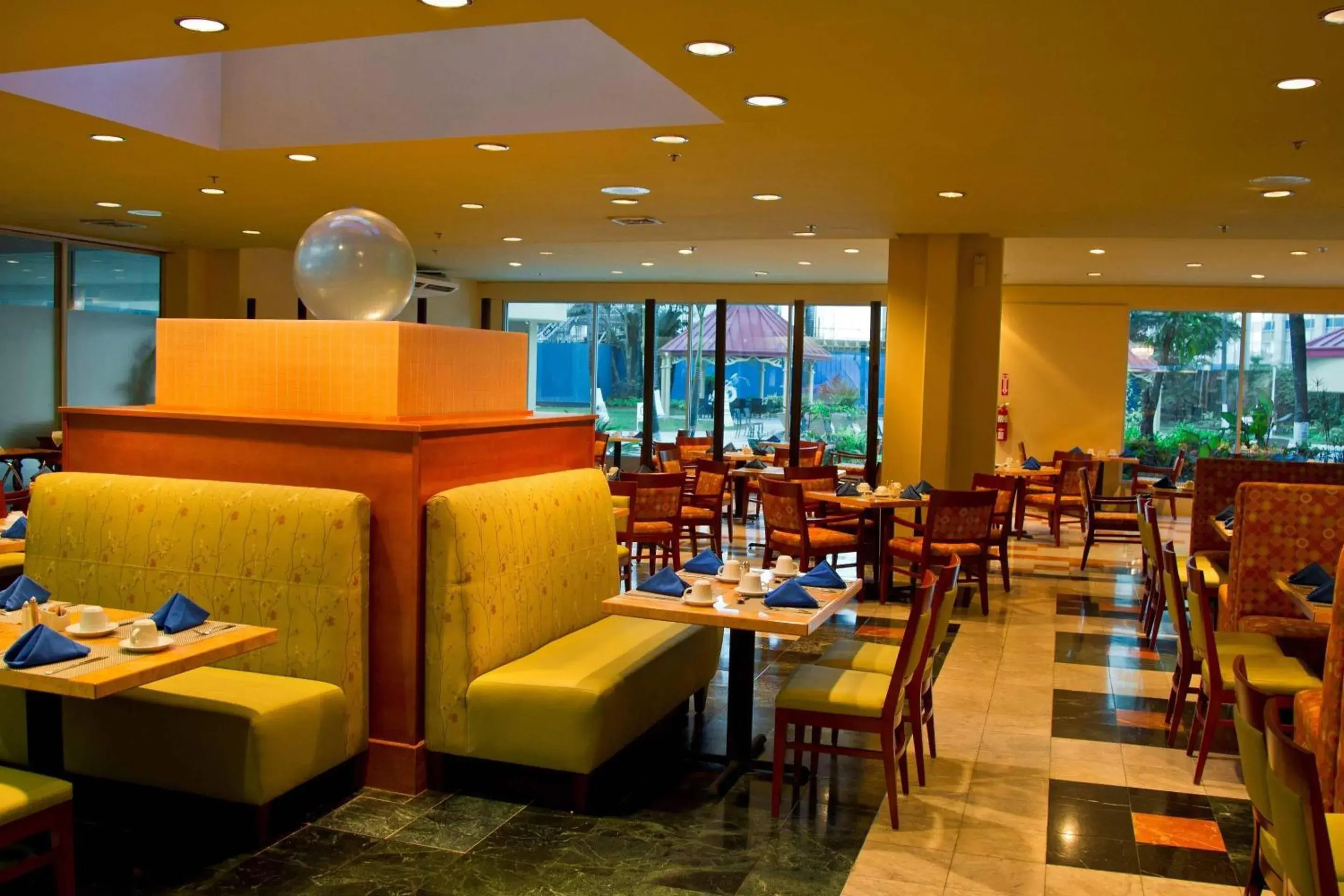 Restaurant/places to eat in Radisson Hotel Trinidad Restaurant/places to eat in Radisson Hotel Trinidad