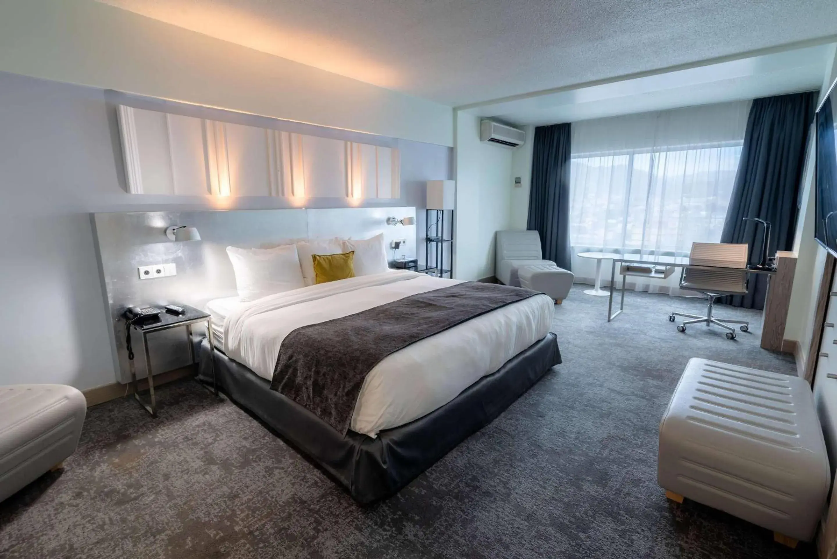 Bedroom, Bed in Radisson Hotel Trinidad Bedroom, Bed in Radisson Hotel Trinidad