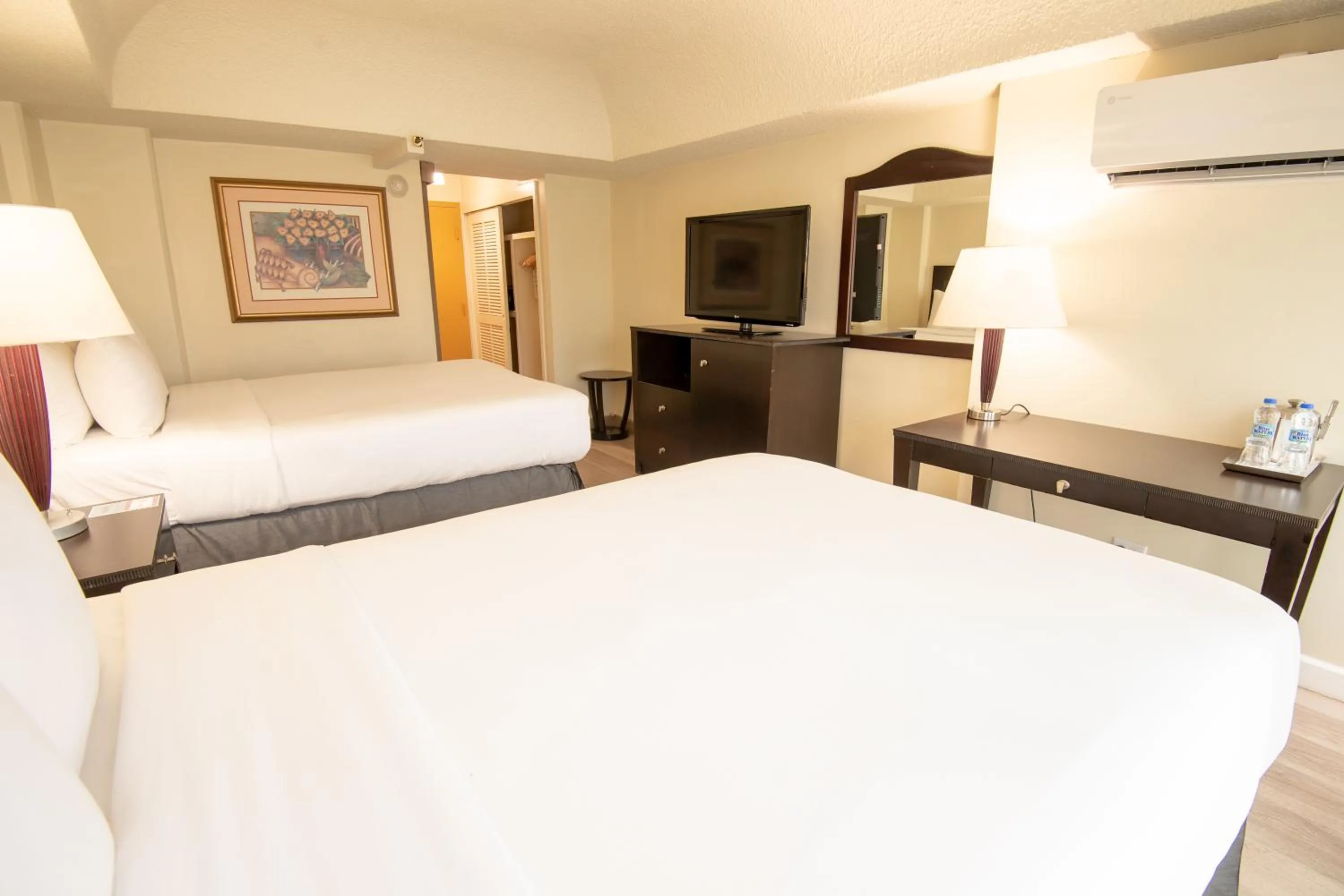 Bed in Radisson Hotel Trinidad