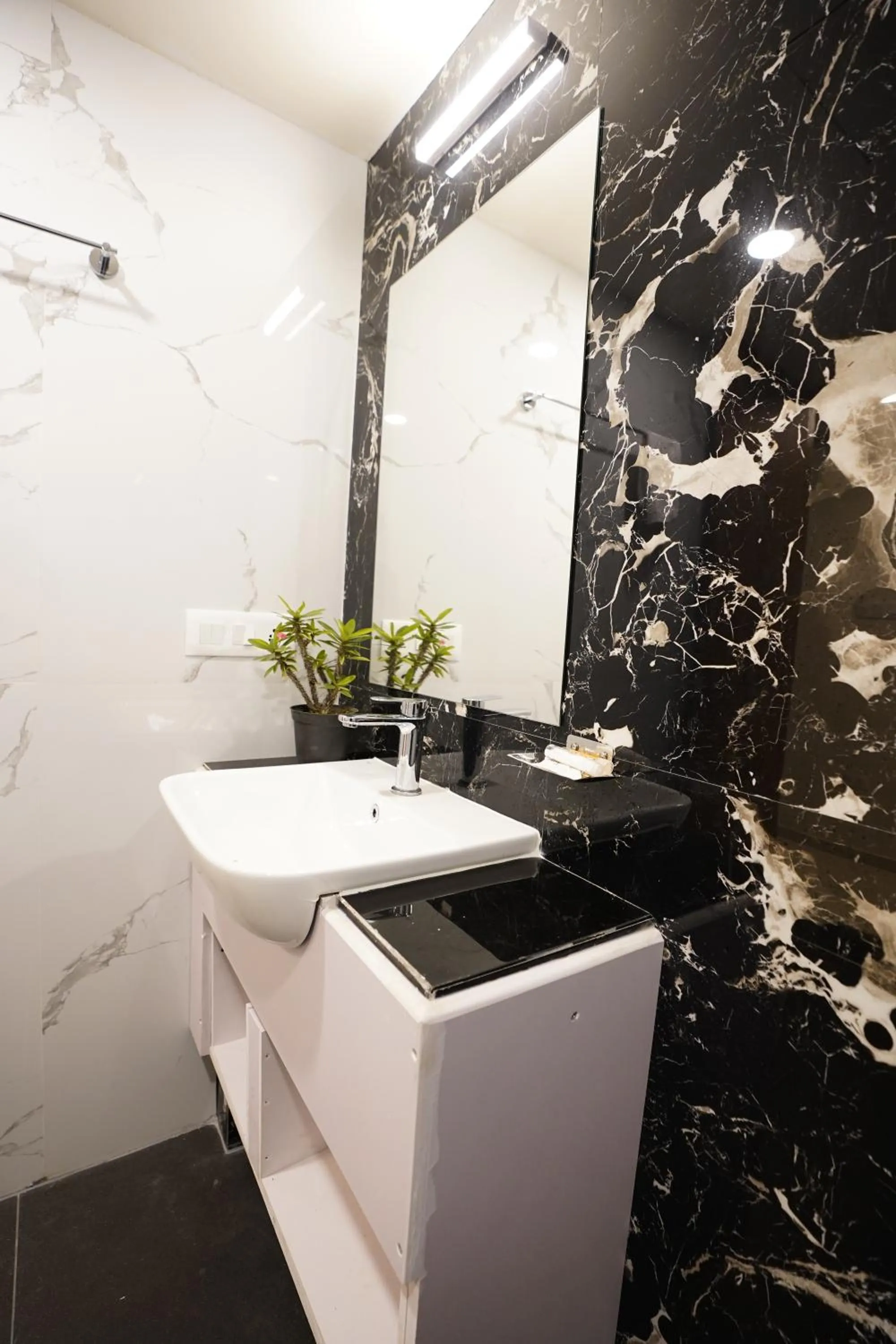 Bathroom in DrizzleDrop Inn Chennai