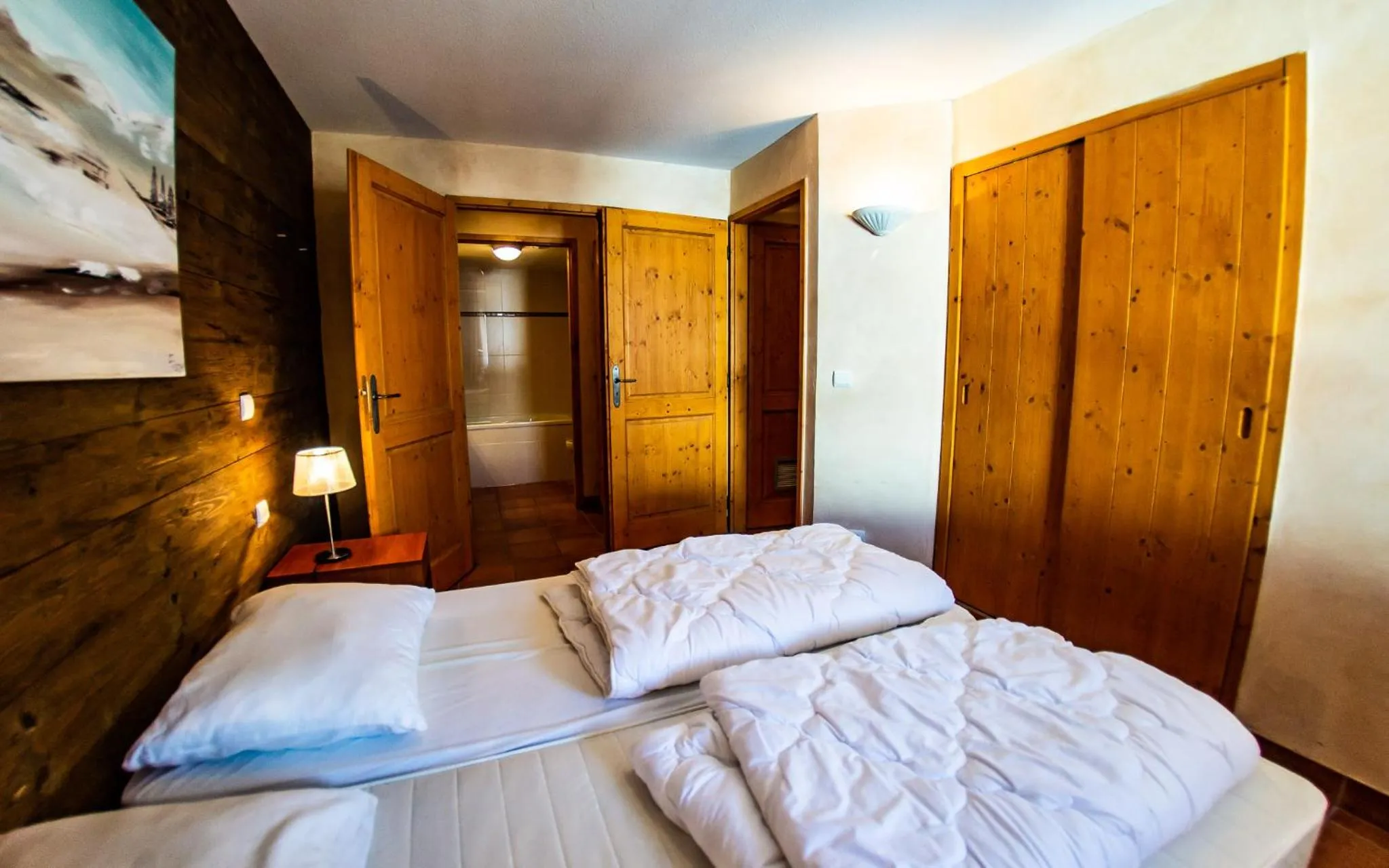 Bed in Parc Madeleine - CHALETS