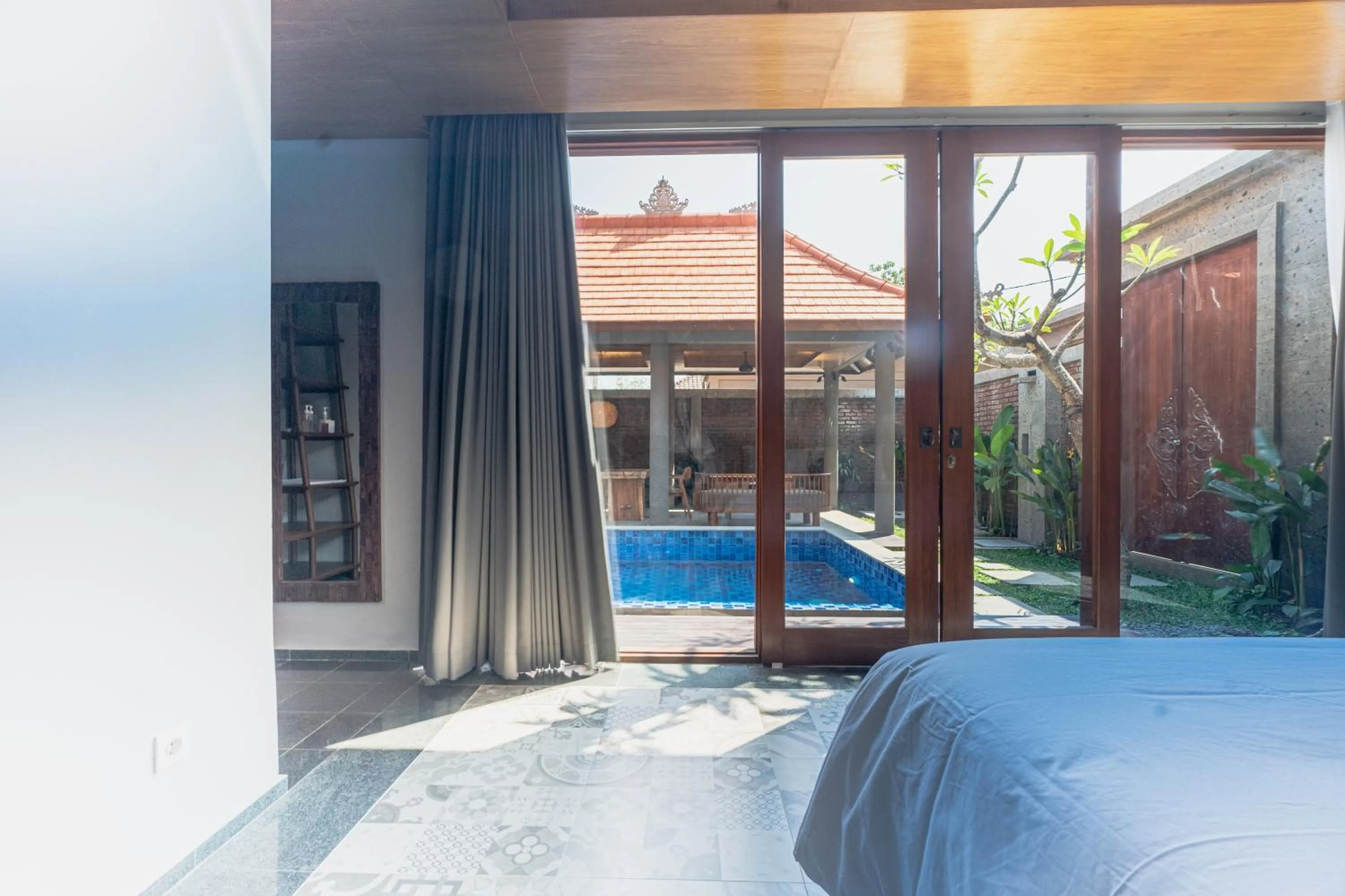 Bed in Serenia Villas Amed