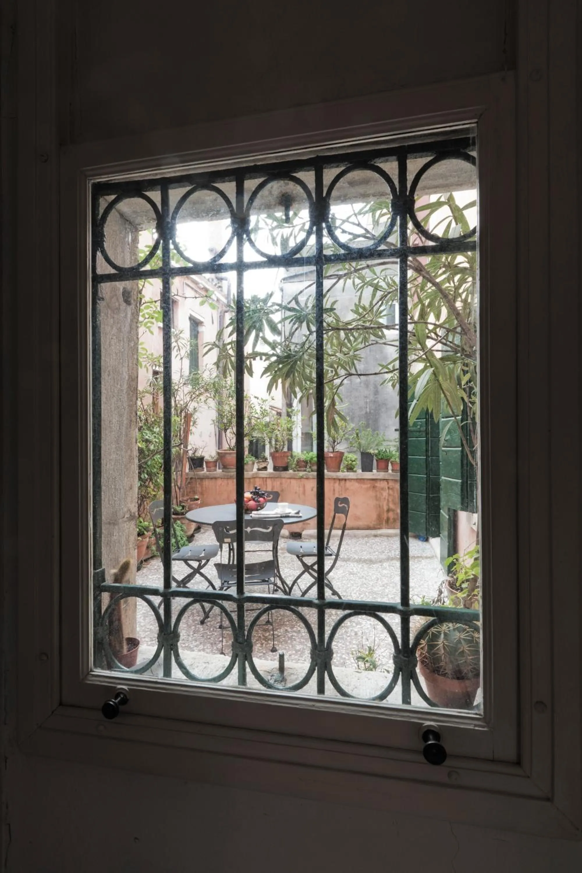 Day in Palazzetto San Lio, Rialto