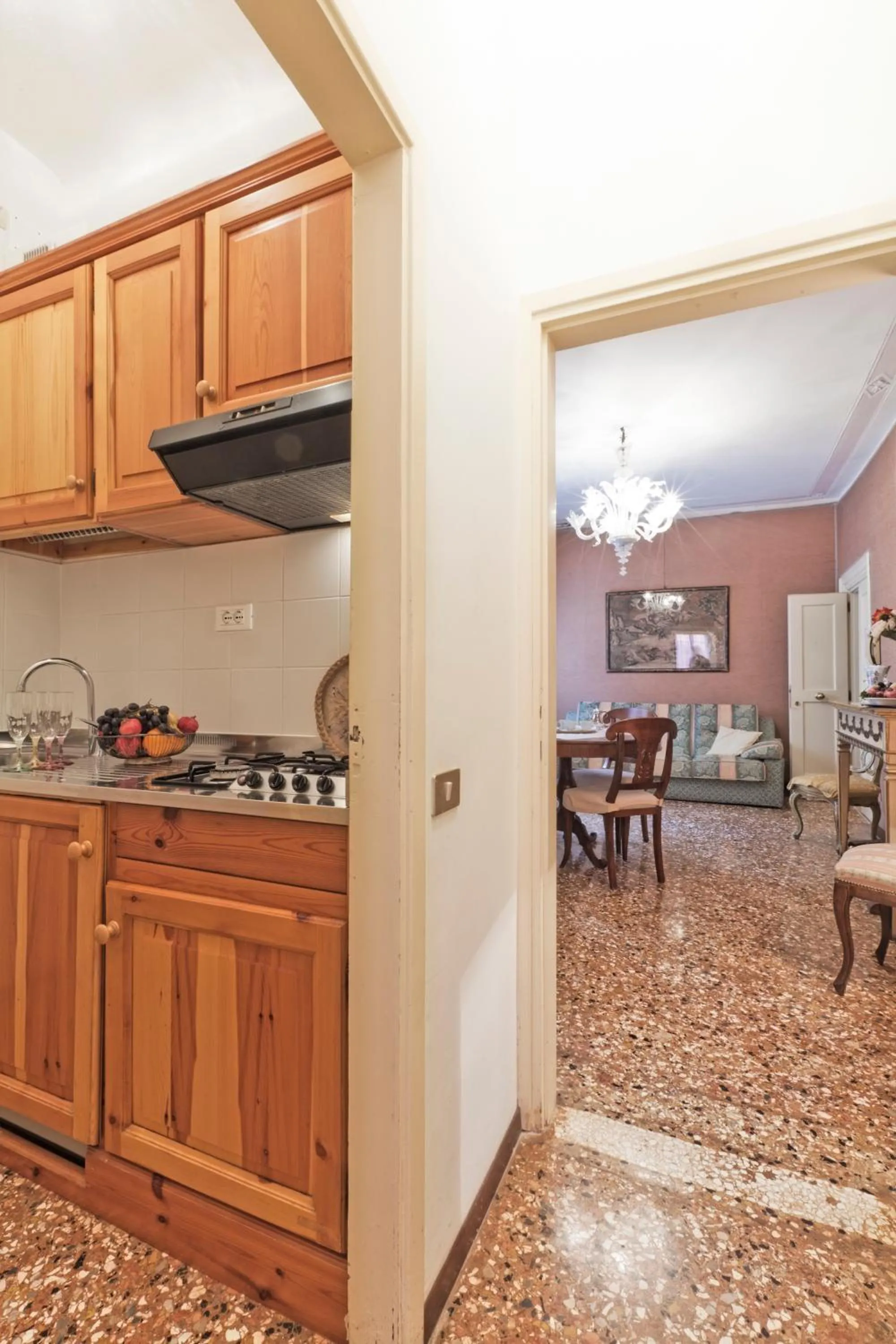 Communal kitchen in Palazzetto San Lio, Rialto