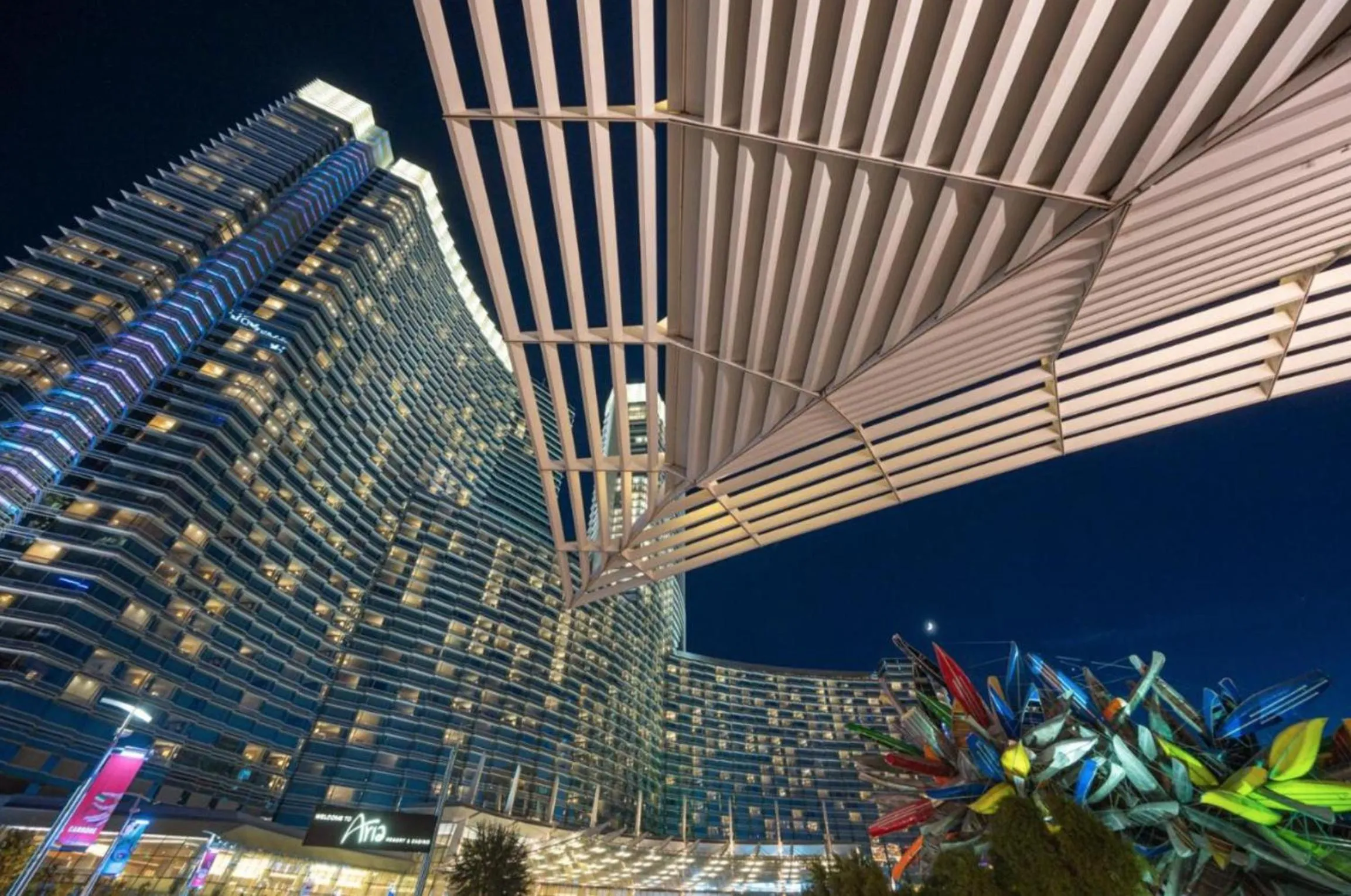 Property building in VDARA HOTEL Premium Studio Suite * FREE VALET PARKING