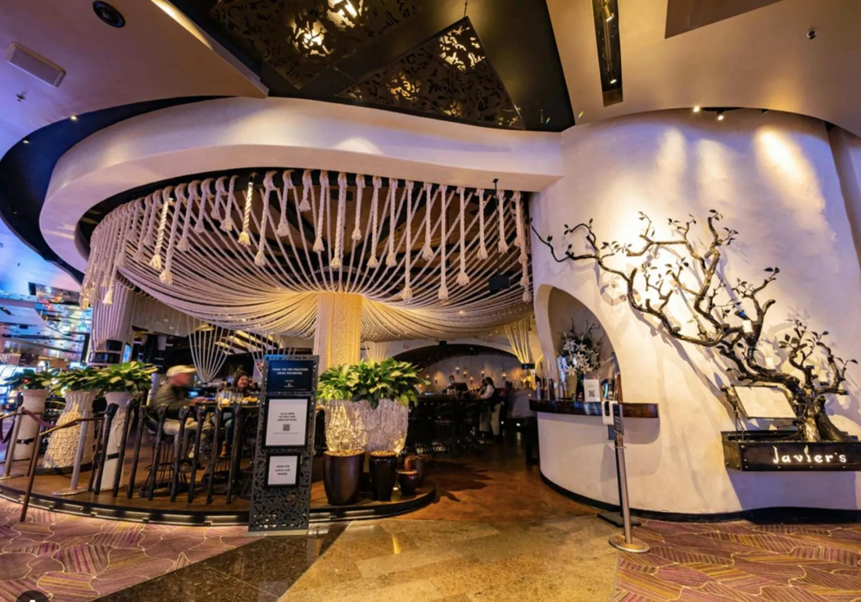 Restaurant/places to eat in VDARA HOTEL Premium Studio Suite * FREE VALET PARKING