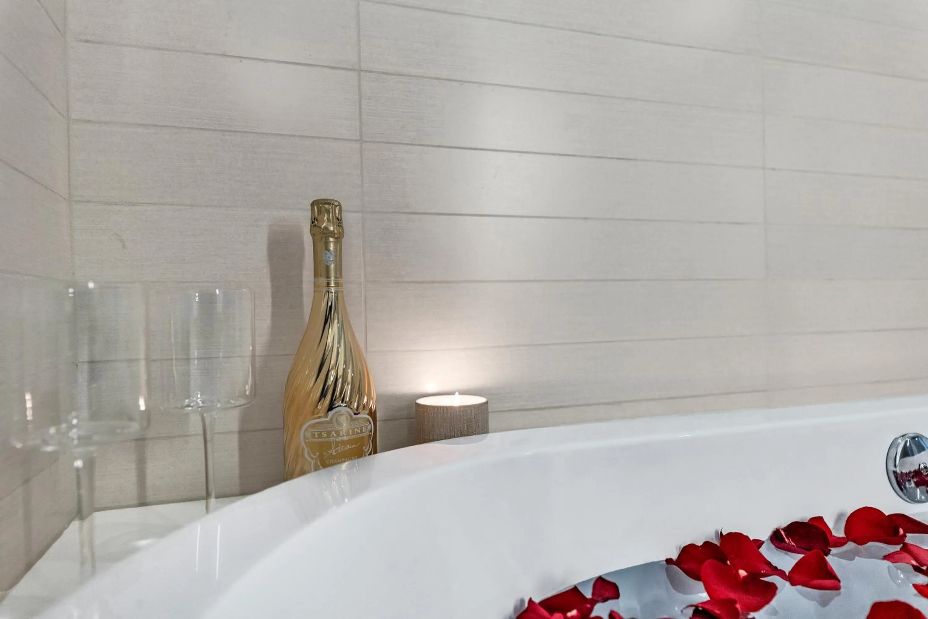 Hot Tub in VDARA HOTEL Premium Studio Suite * FREE VALET PARKING