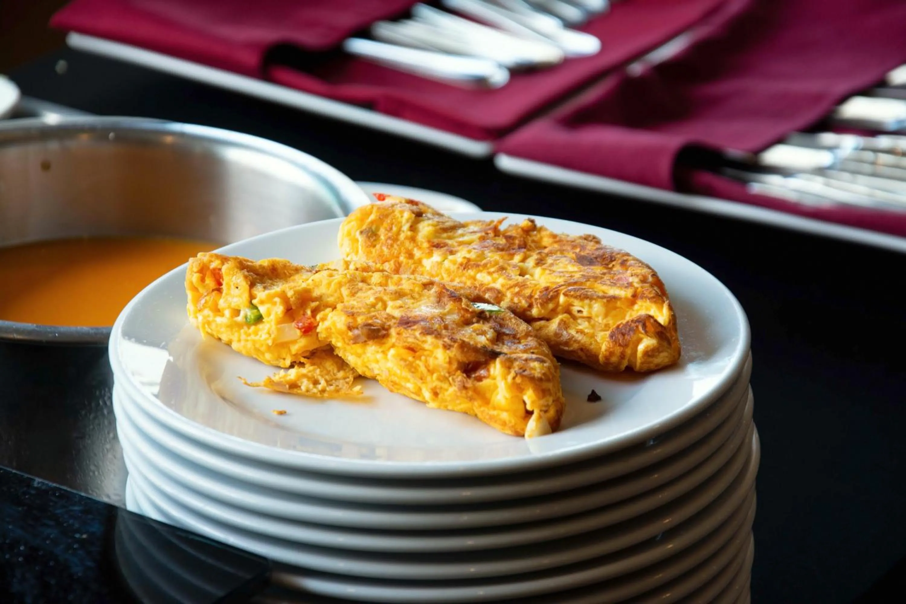 Breakfast in Elite Suites Patong