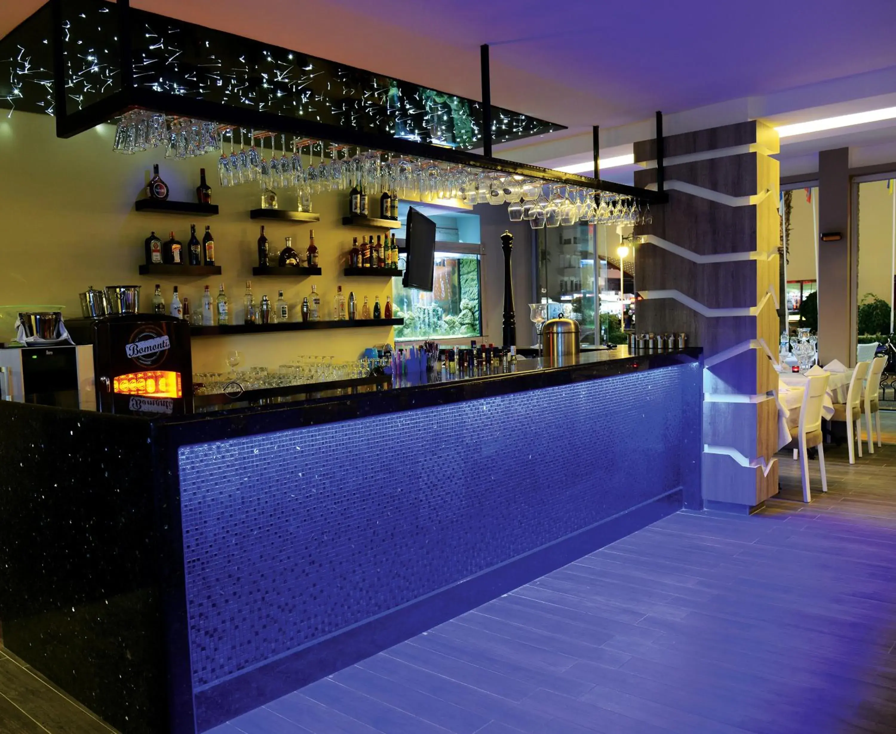 Restaurant/places to eat in Ozgur Bey Spa Hotel Restaurant/places to eat in Ozgur Bey Spa Hotel