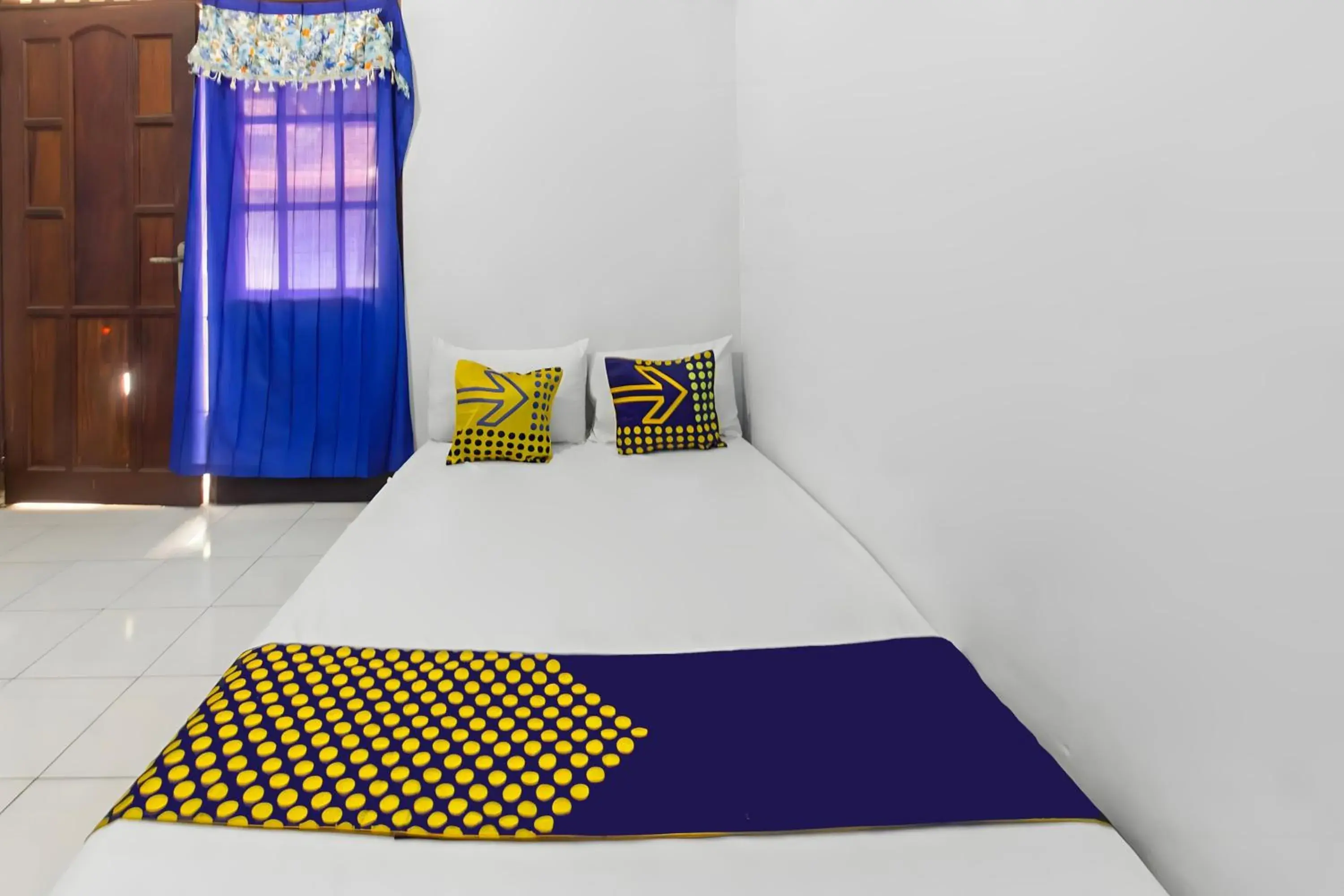 Bedroom, Bed in Hotel O Kanditha Homestay Near Lombok Exotic Sentral Oleh-oleh Bedroom, Bed in Hotel O Kanditha Homestay Near Lombok Exotic Sentral Oleh-oleh