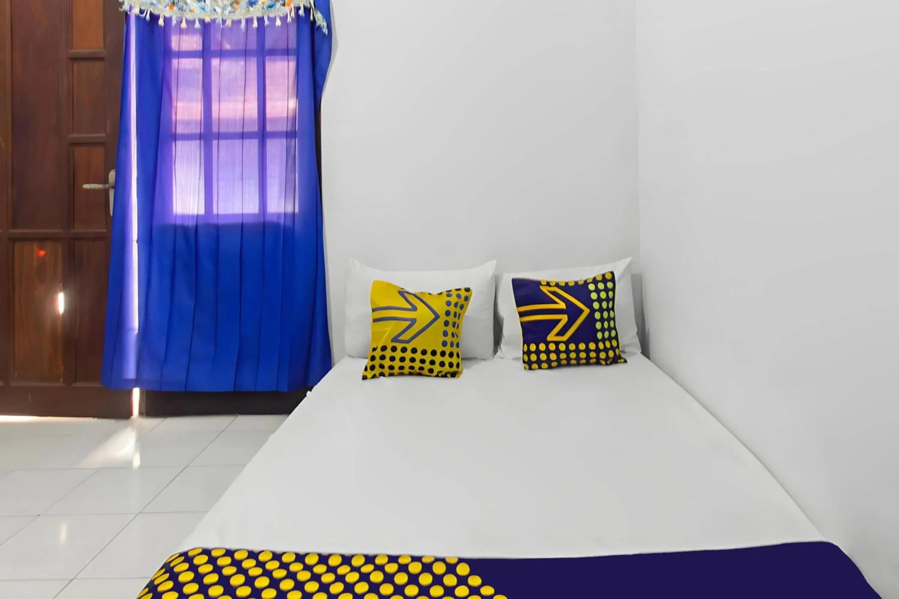 Bedroom, Bed in Hotel O Kanditha Homestay Near Lombok Exotic Sentral Oleh-oleh Bedroom, Bed in Hotel O Kanditha Homestay Near Lombok Exotic Sentral Oleh-oleh