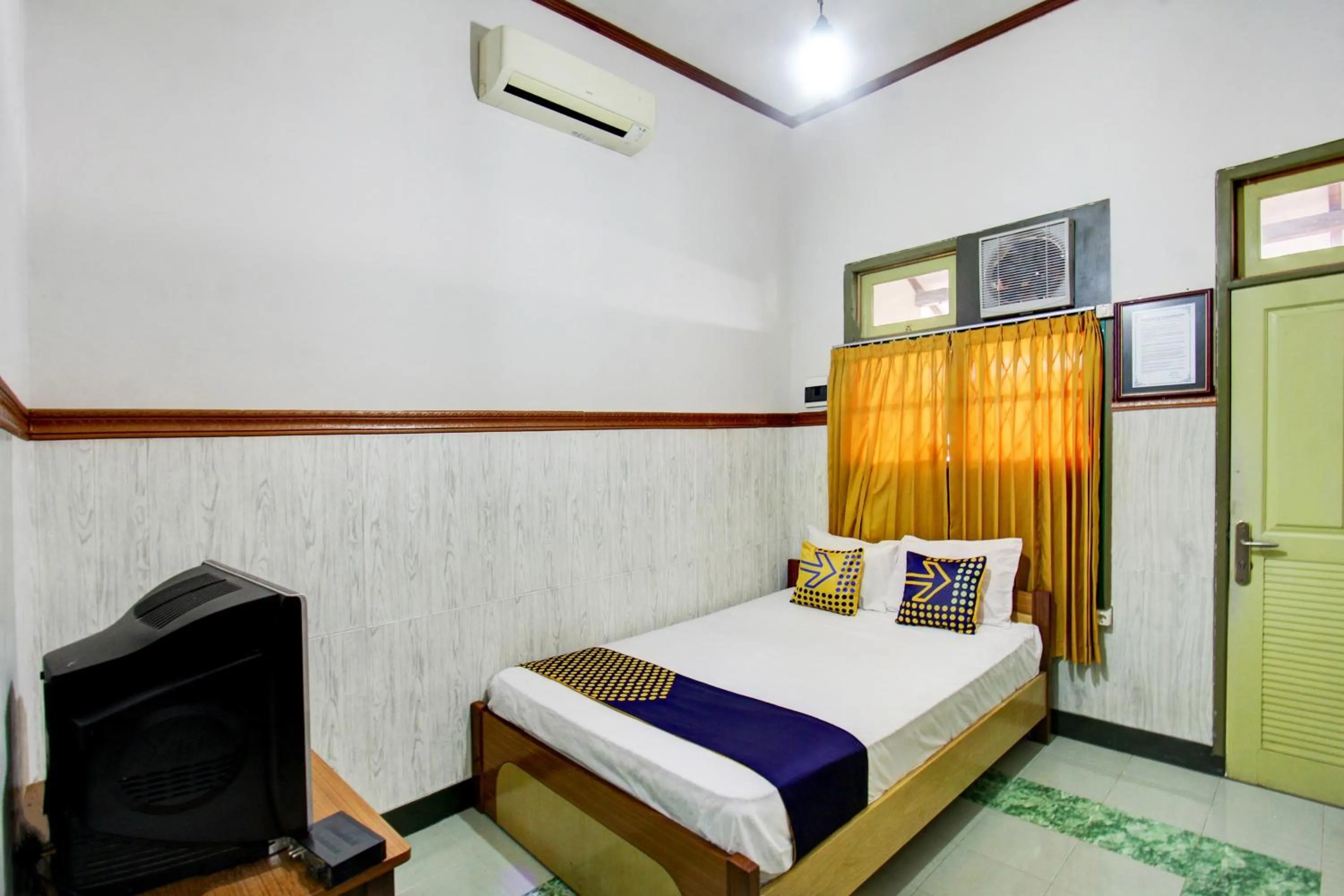 Bedroom, Bed in OYO Life 93247 Pondok Pariwisata