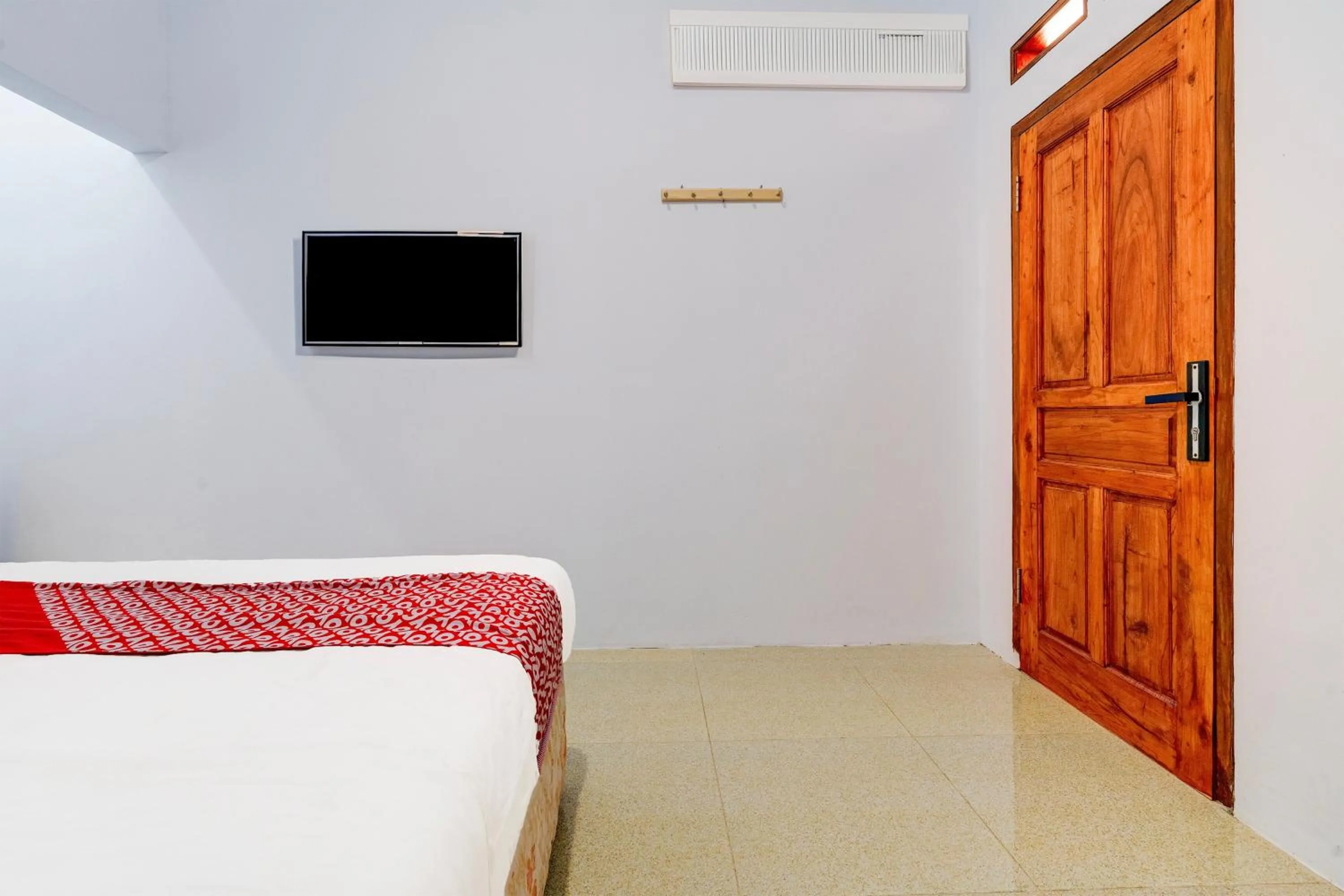 Bedroom, Bed in Hotel O Wisma Jasmine Syariah