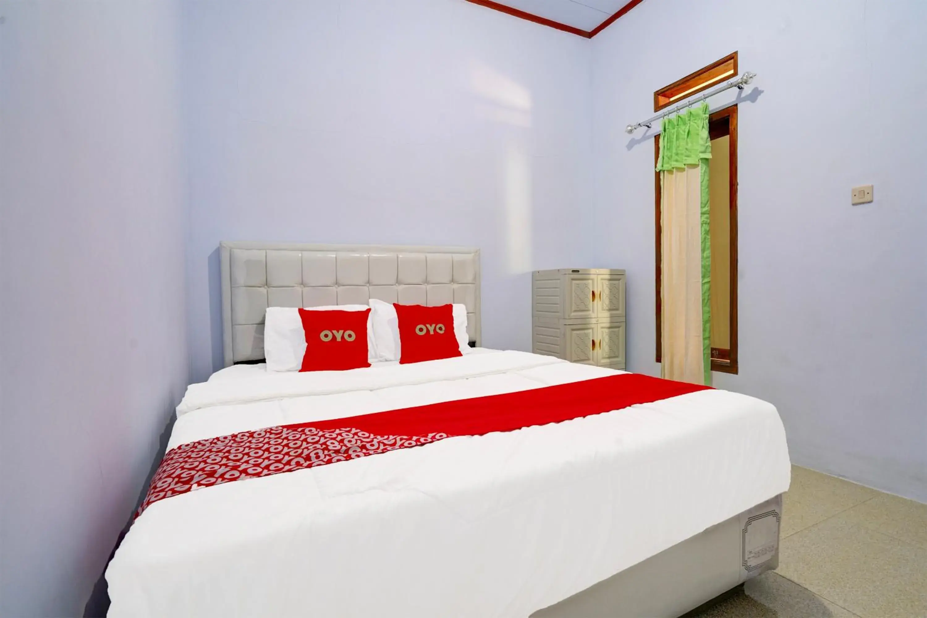 Standard Double Room in Wisma Jasmine Syariah Standard Double Room in Wisma Jasmine Syariah