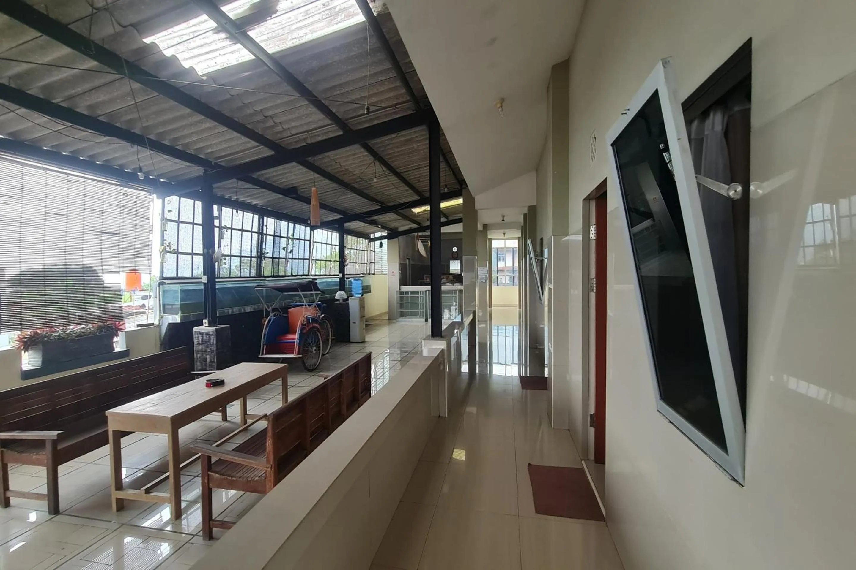 Lobby or reception in Capital O 93250 Hotel Tirta Kencana 2 Baturaden