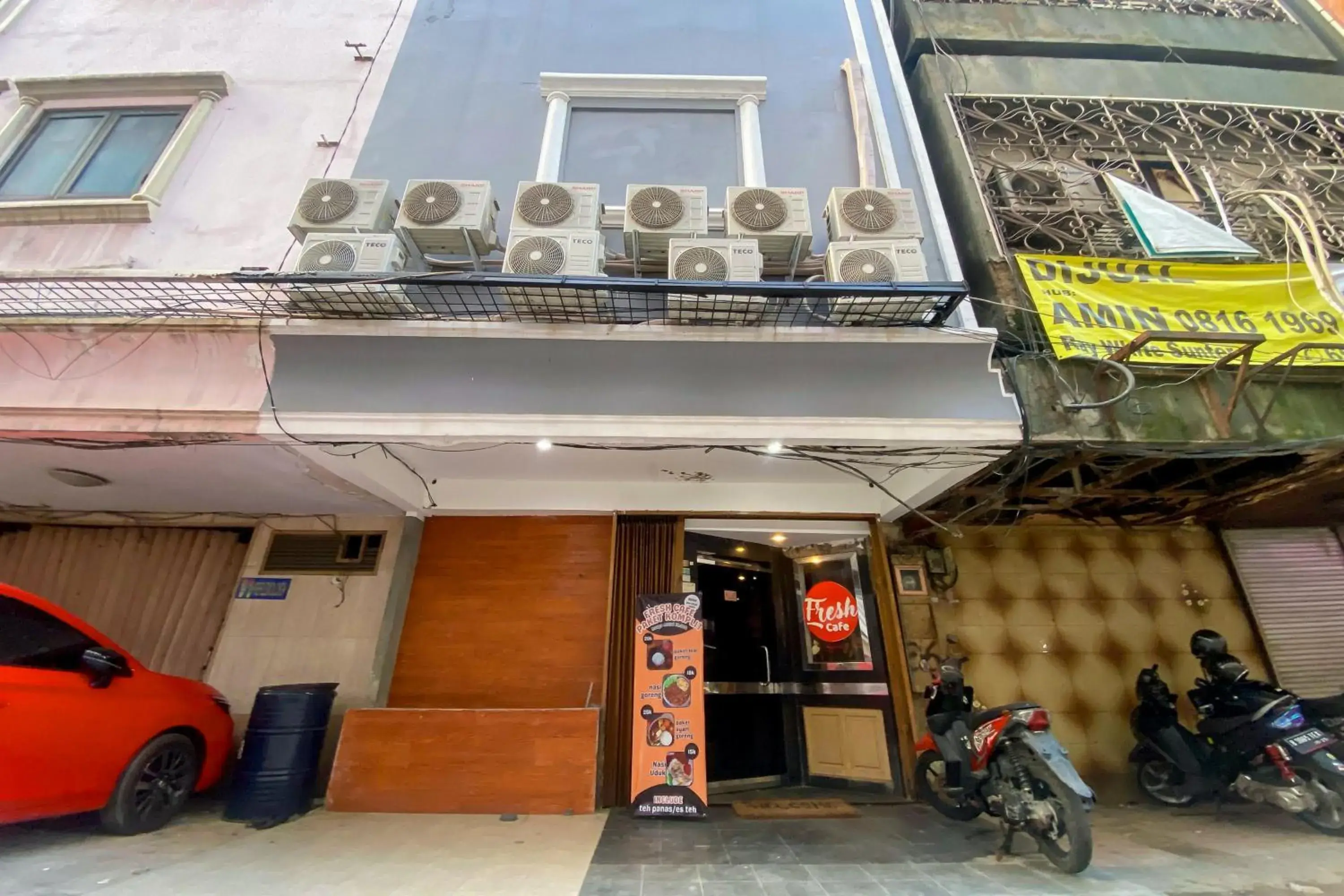 Facade/entrance in Fresh Place RedPartner Facade/entrance in Fresh Place RedPartner